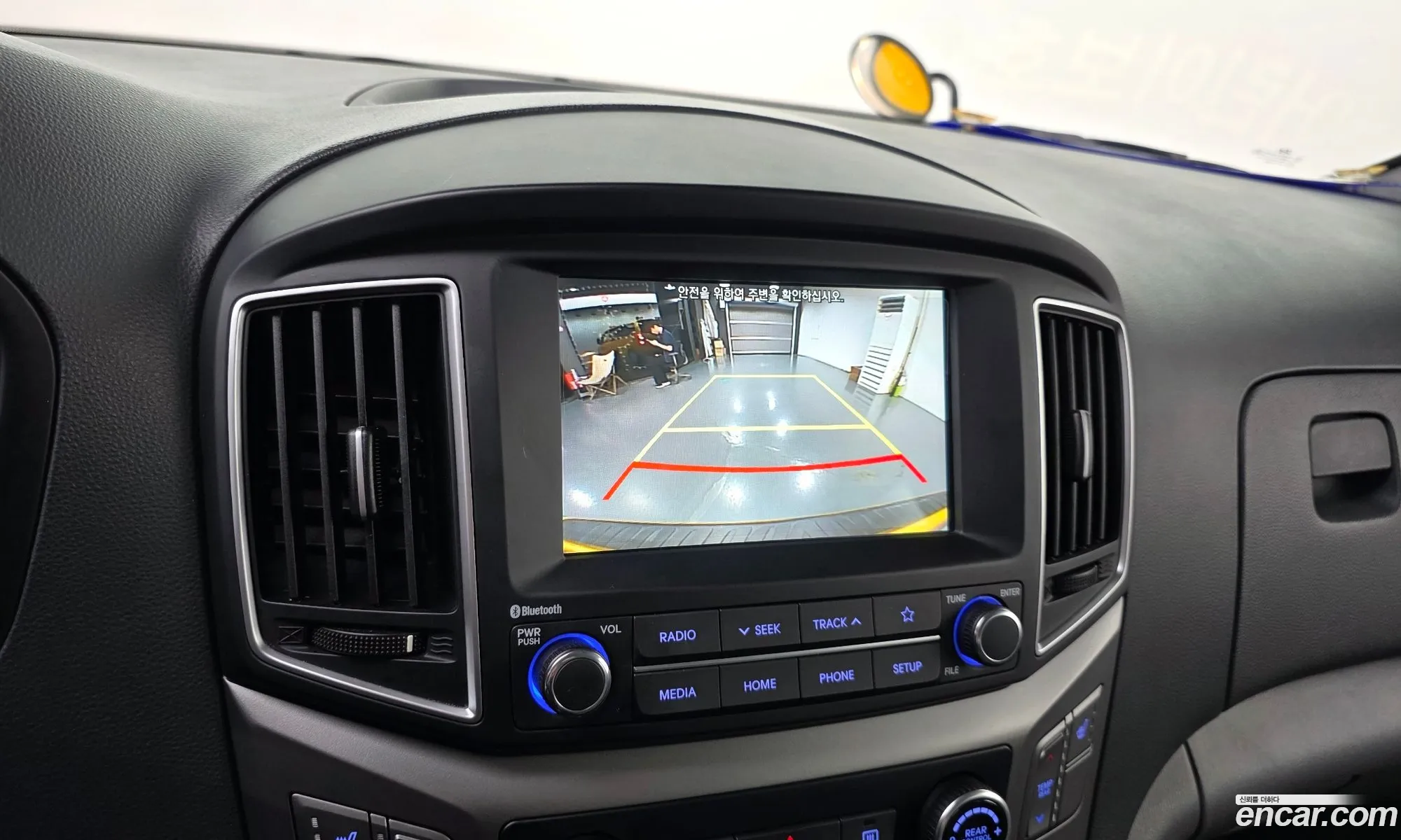 Hyundai Grand Starex 2020 — 19
