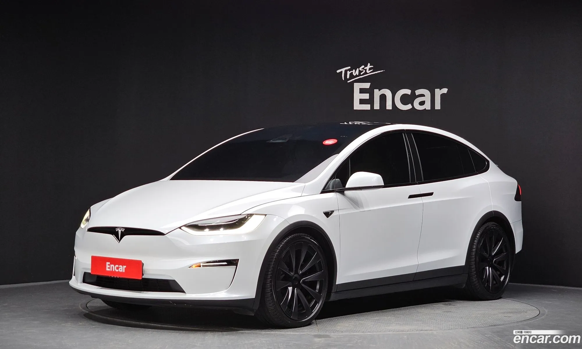 Tesla Model X 2023 — 31