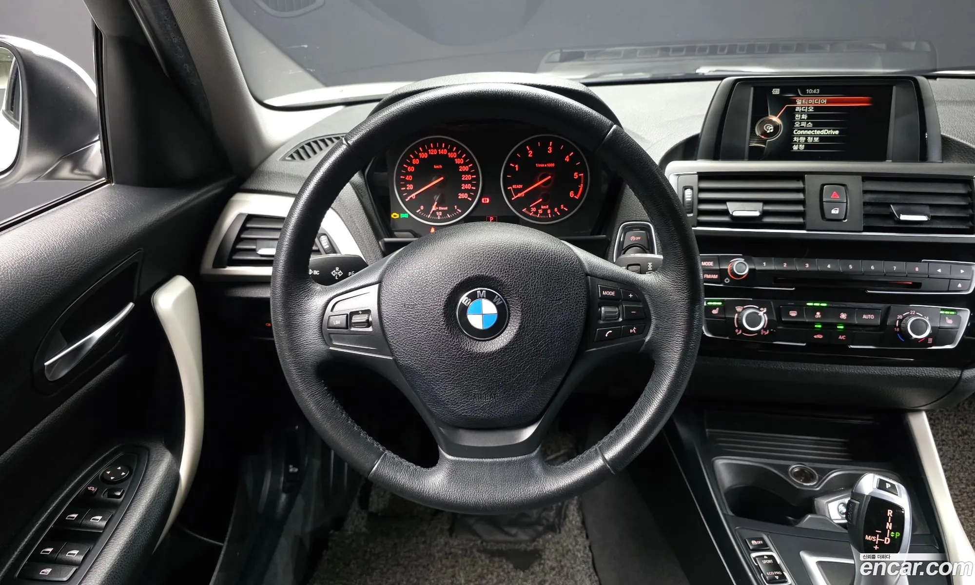 BMW 1 Series 2017 WBA1S5107HV993924 — 16