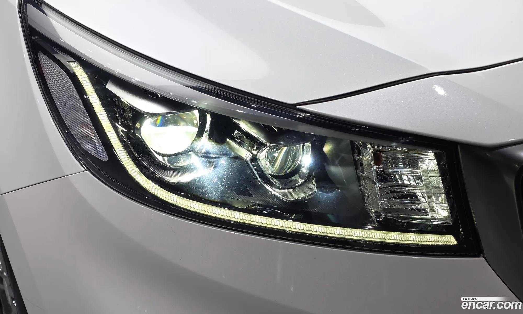Kia Carnival 2018 — 11