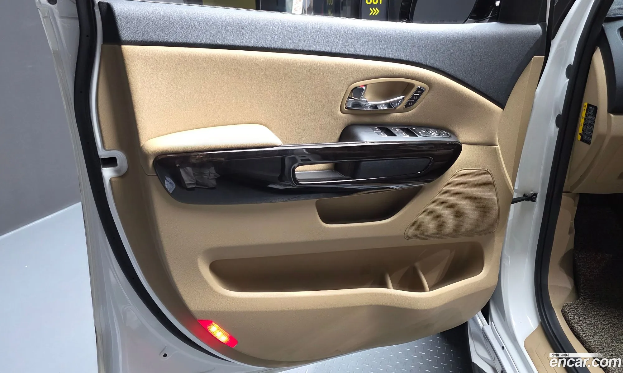Kia Carnival 2018 — 2