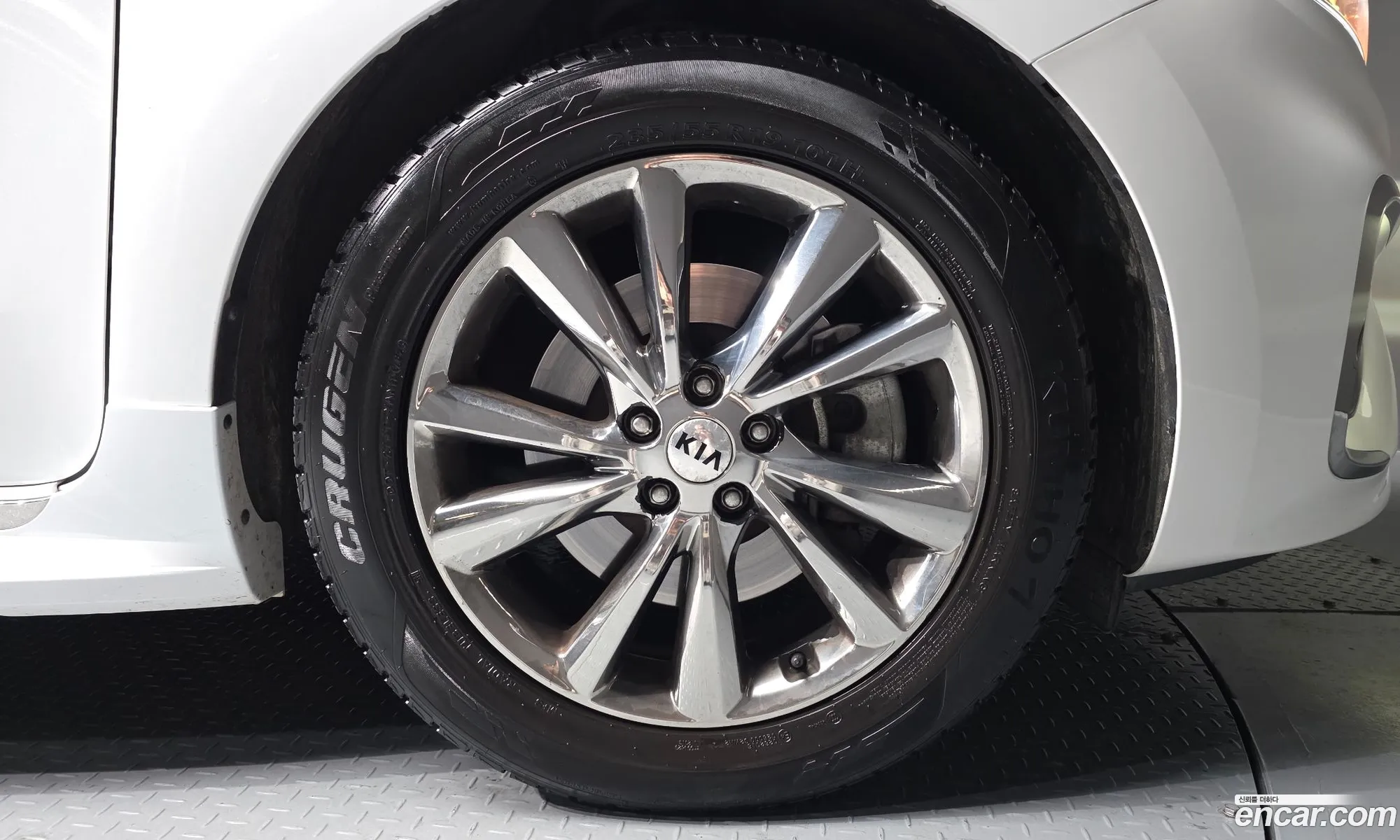 Kia Carnival 2018 — 24