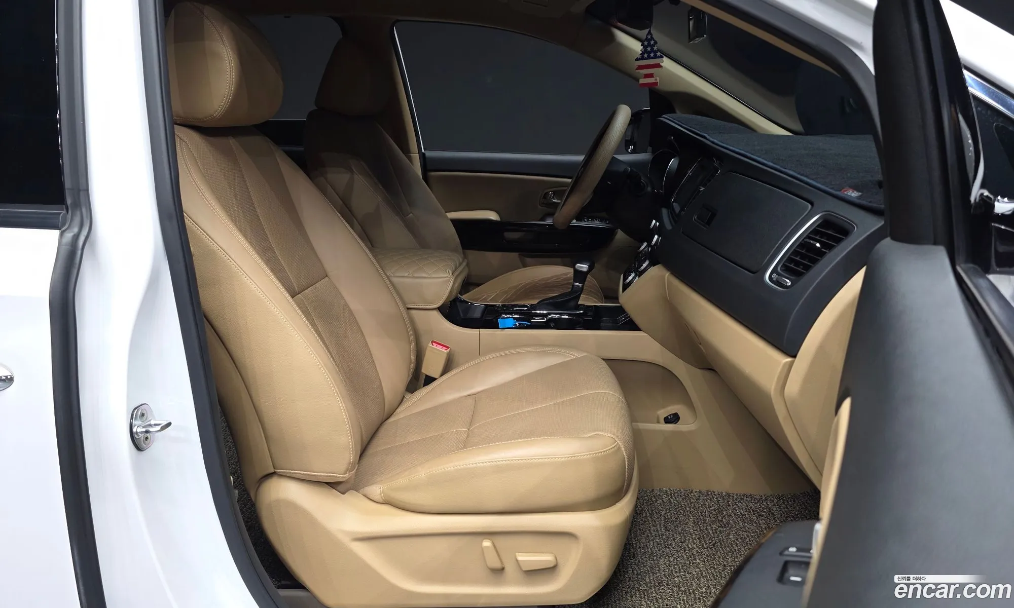 Kia Carnival 2018 — 7