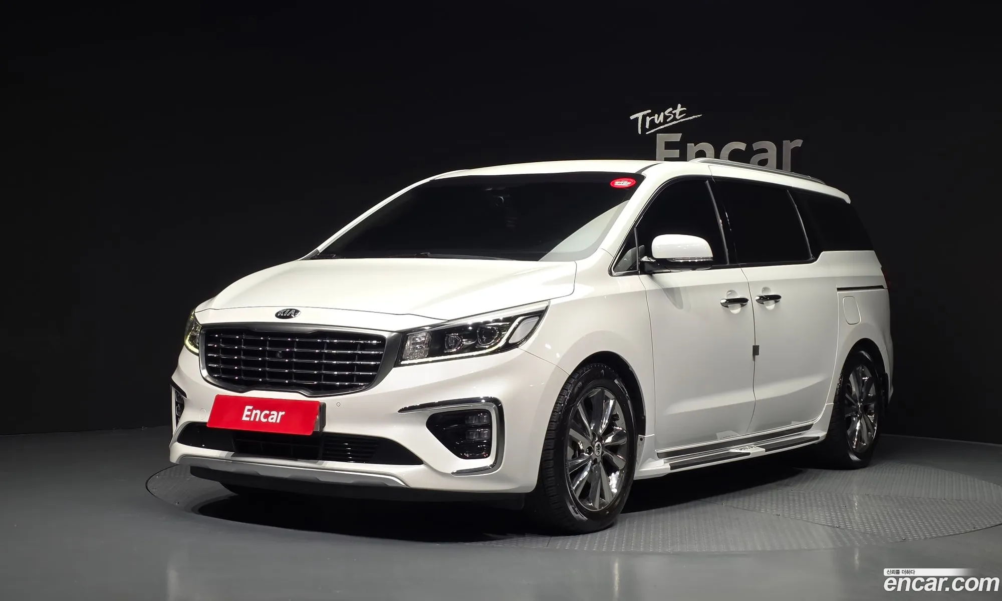 Kia Carnival 2018 — 34