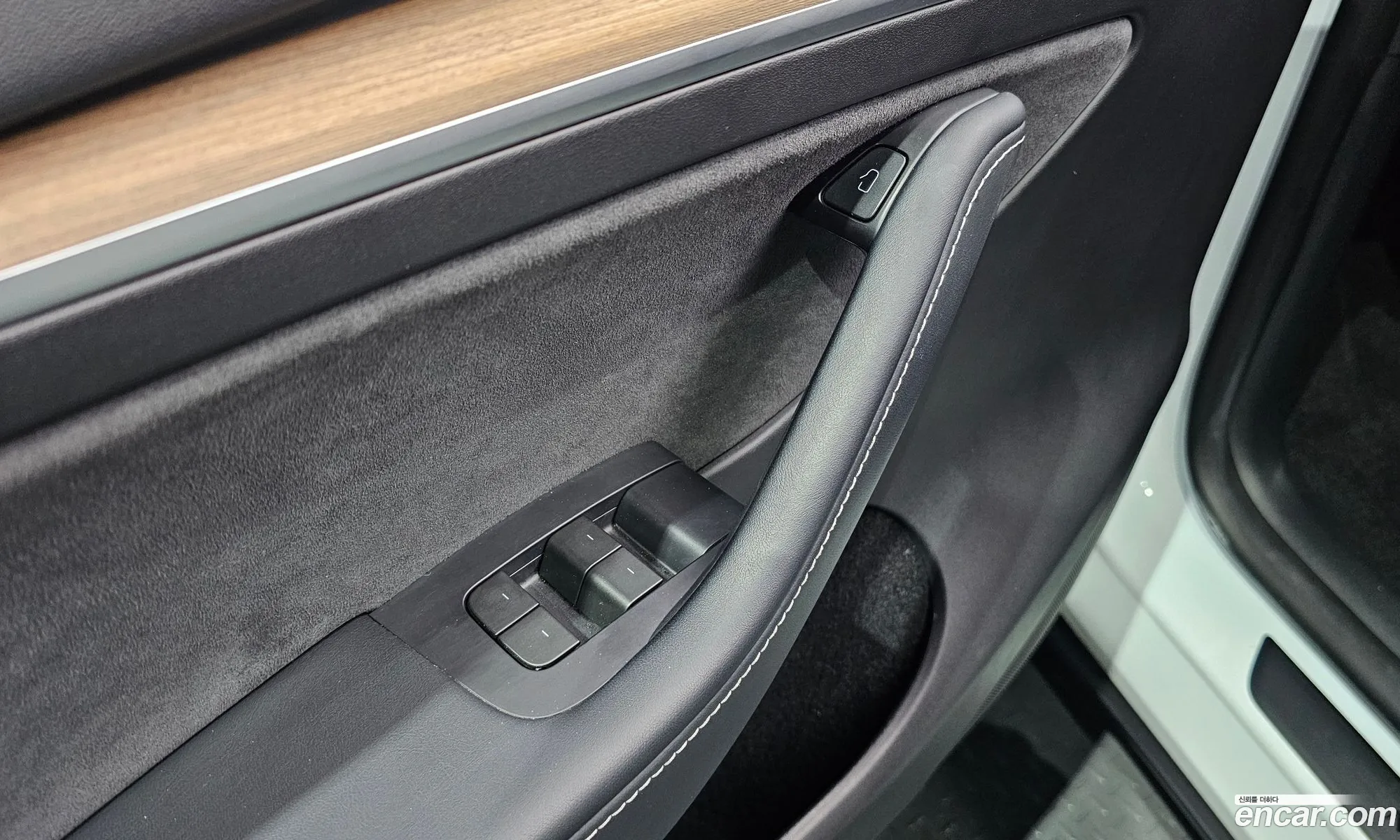 Tesla Model Y 2023 — 22