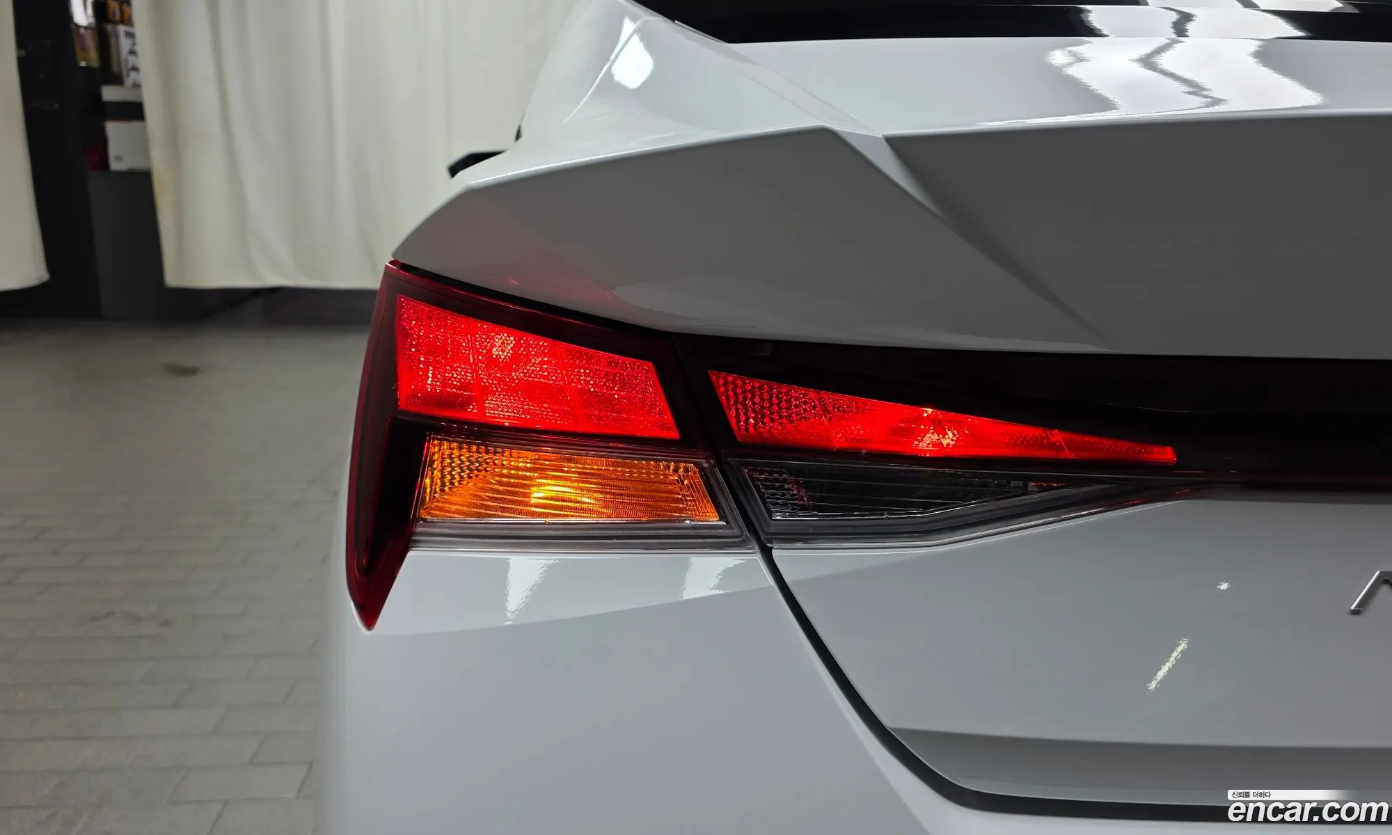 Hyundai Elantra 2024 — 14