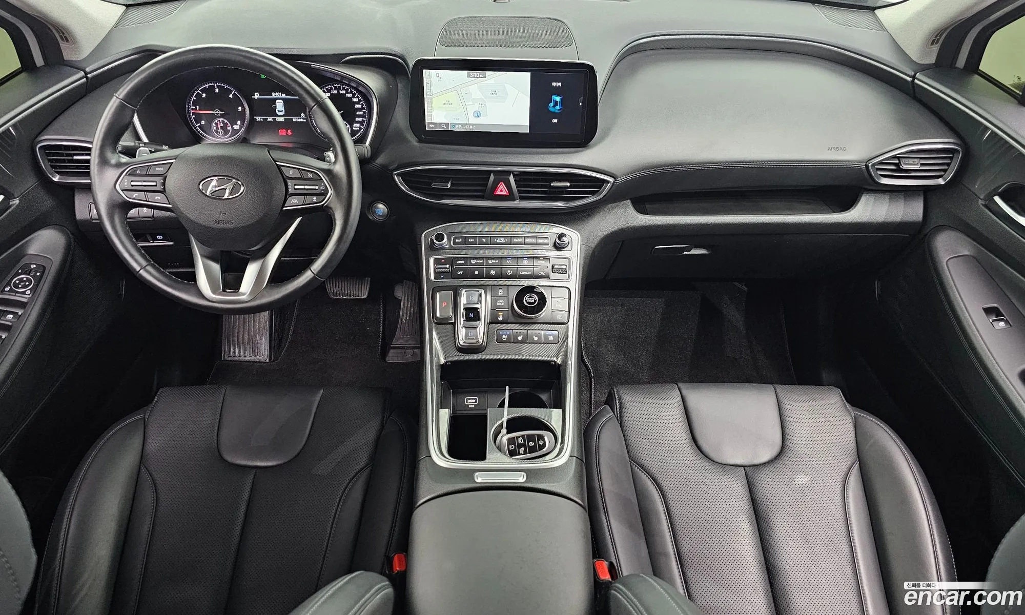 Hyundai Santa Fe 2022 — 25