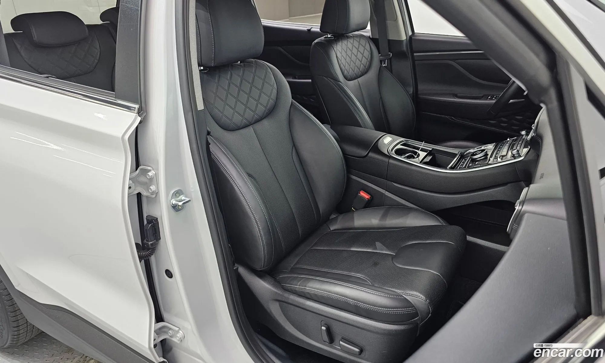 Hyundai Santa Fe 2022 — 27