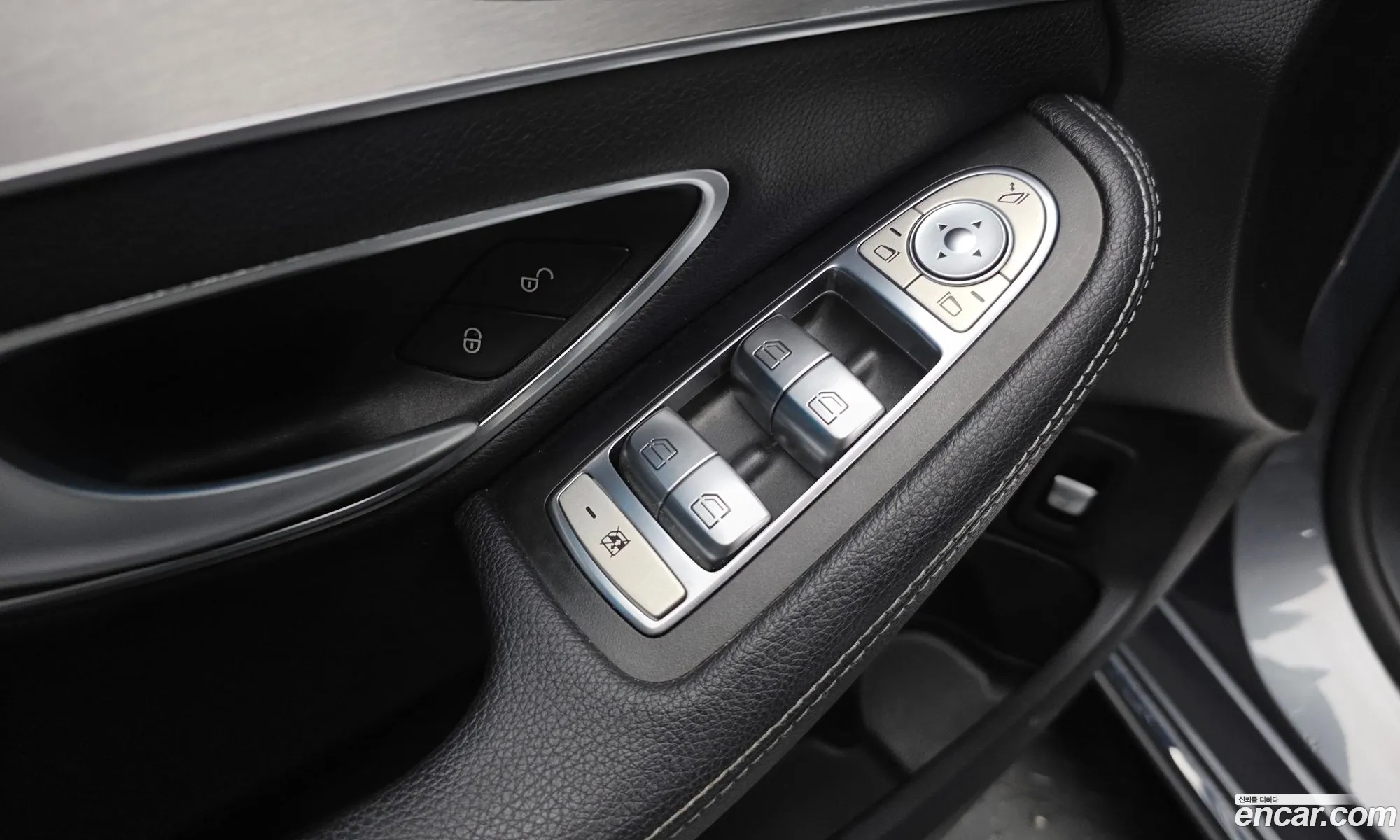 Mercedes-Benz C-Class W205 2017 — 27
