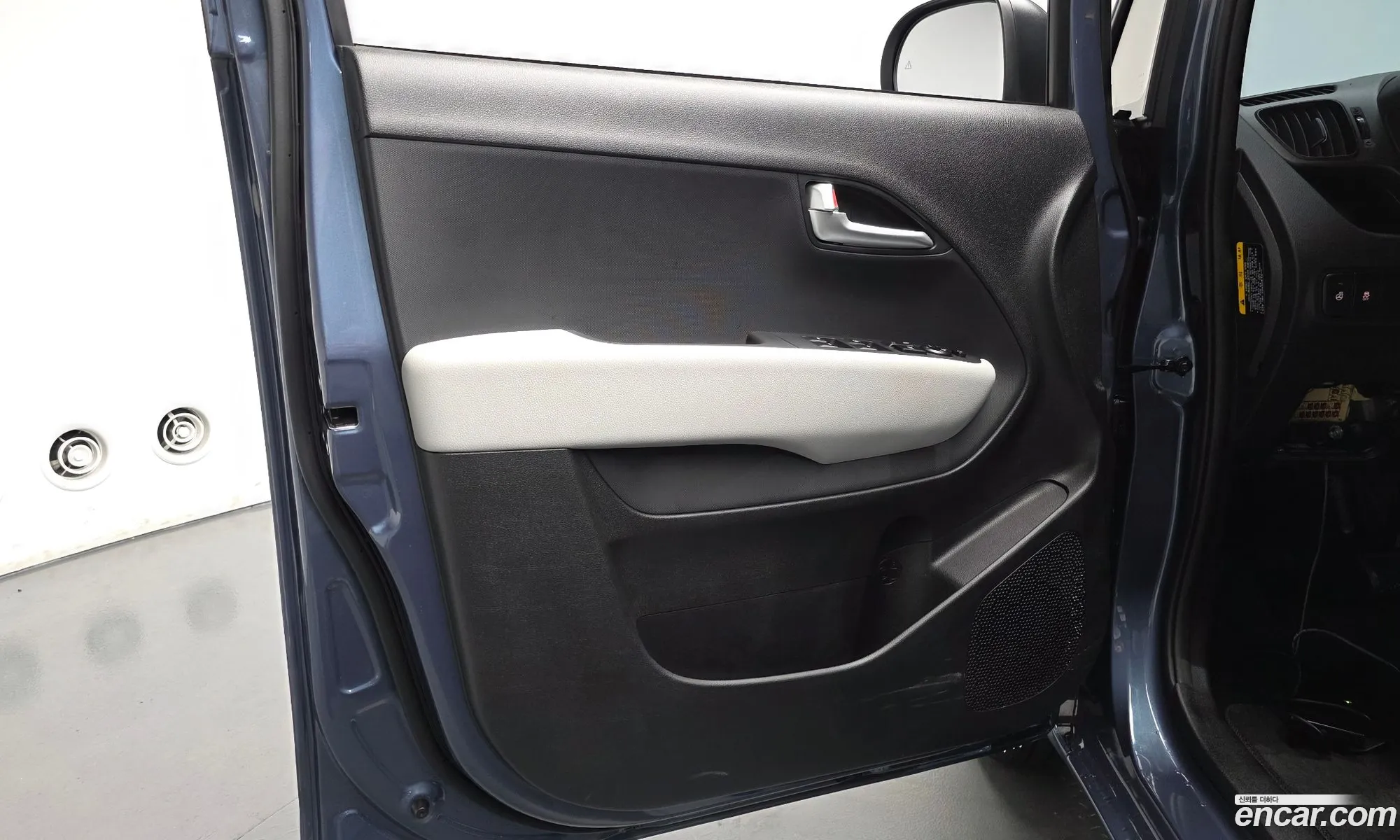 Kia Kia Ray EV 2025 — 21