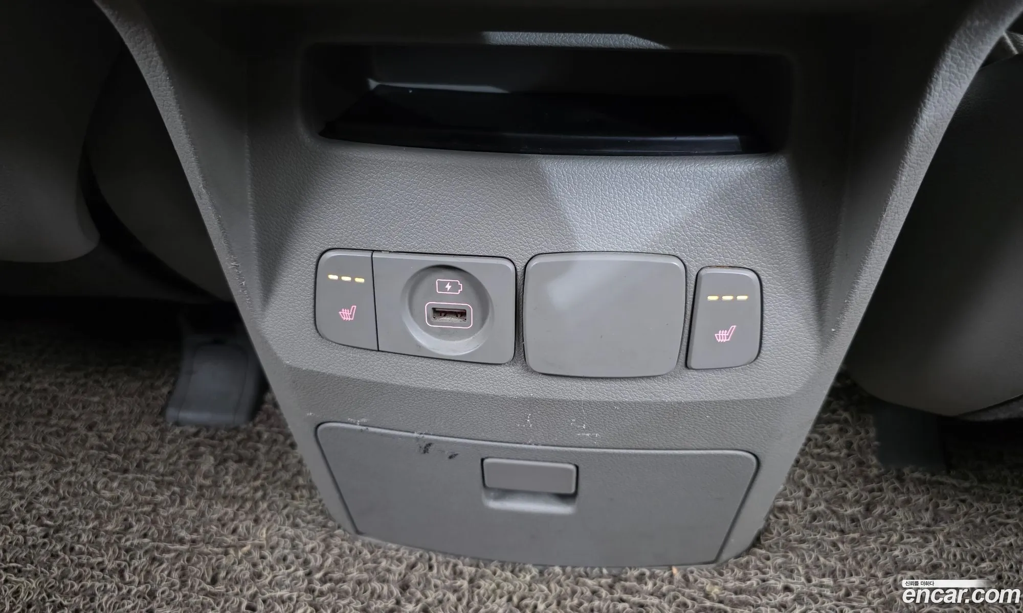 Kia Carnival 2018 — 25