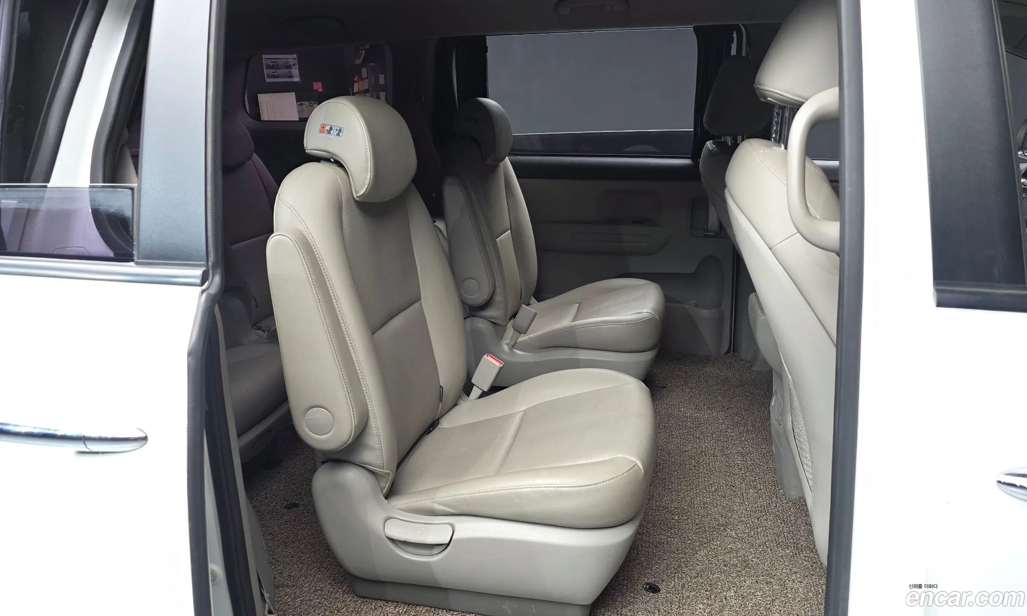 Kia Carnival 2018 — 10