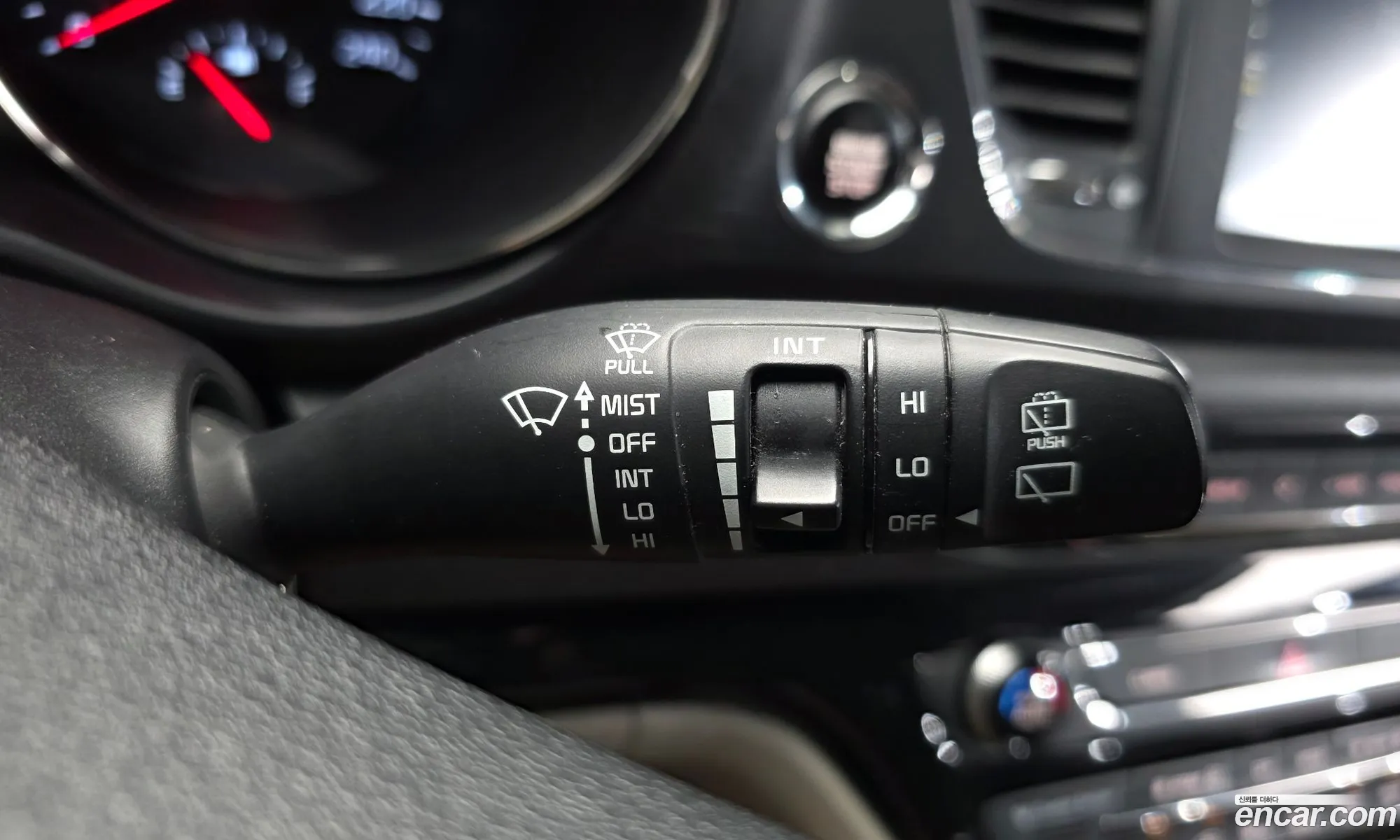 Kia Carnival 2018 — 27