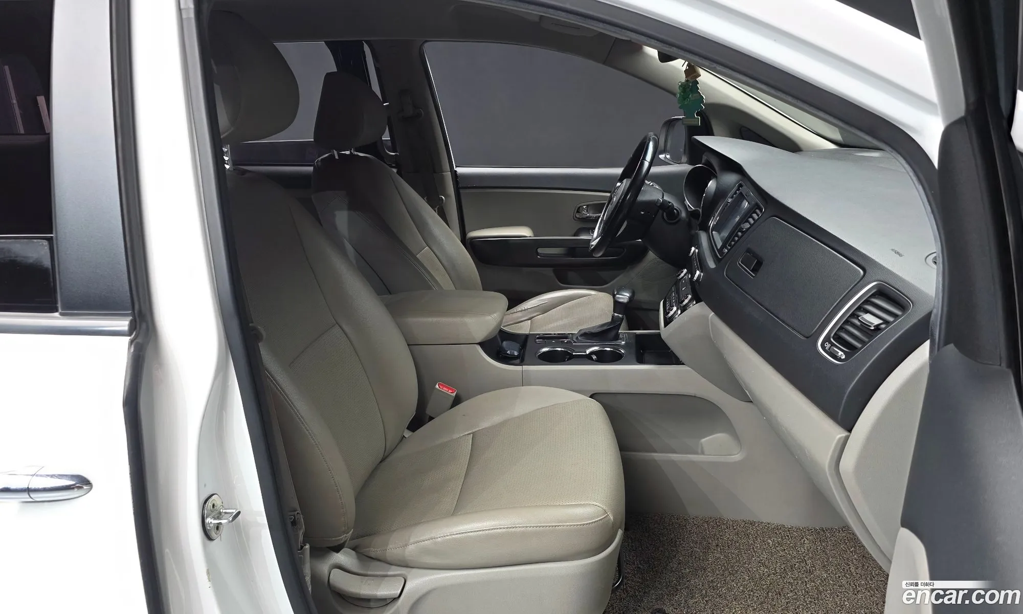 Kia Carnival 2018 — 5