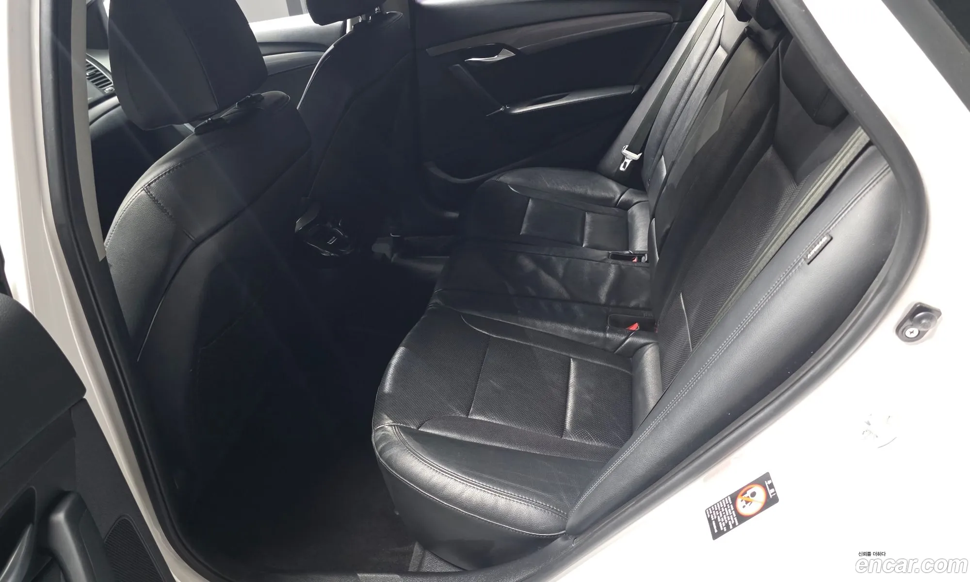 Hyundai i40 Saloon 2014 — 6