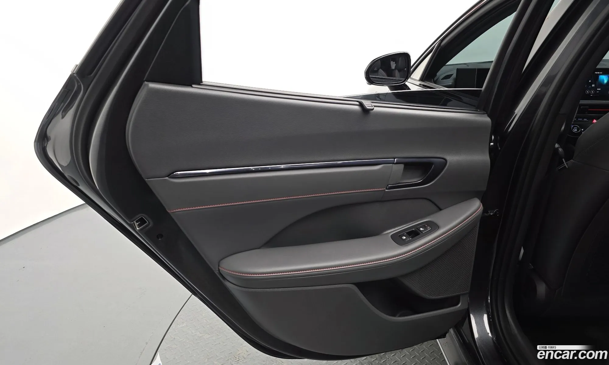 Hyundai Sonata the Edge 2026 — 17
