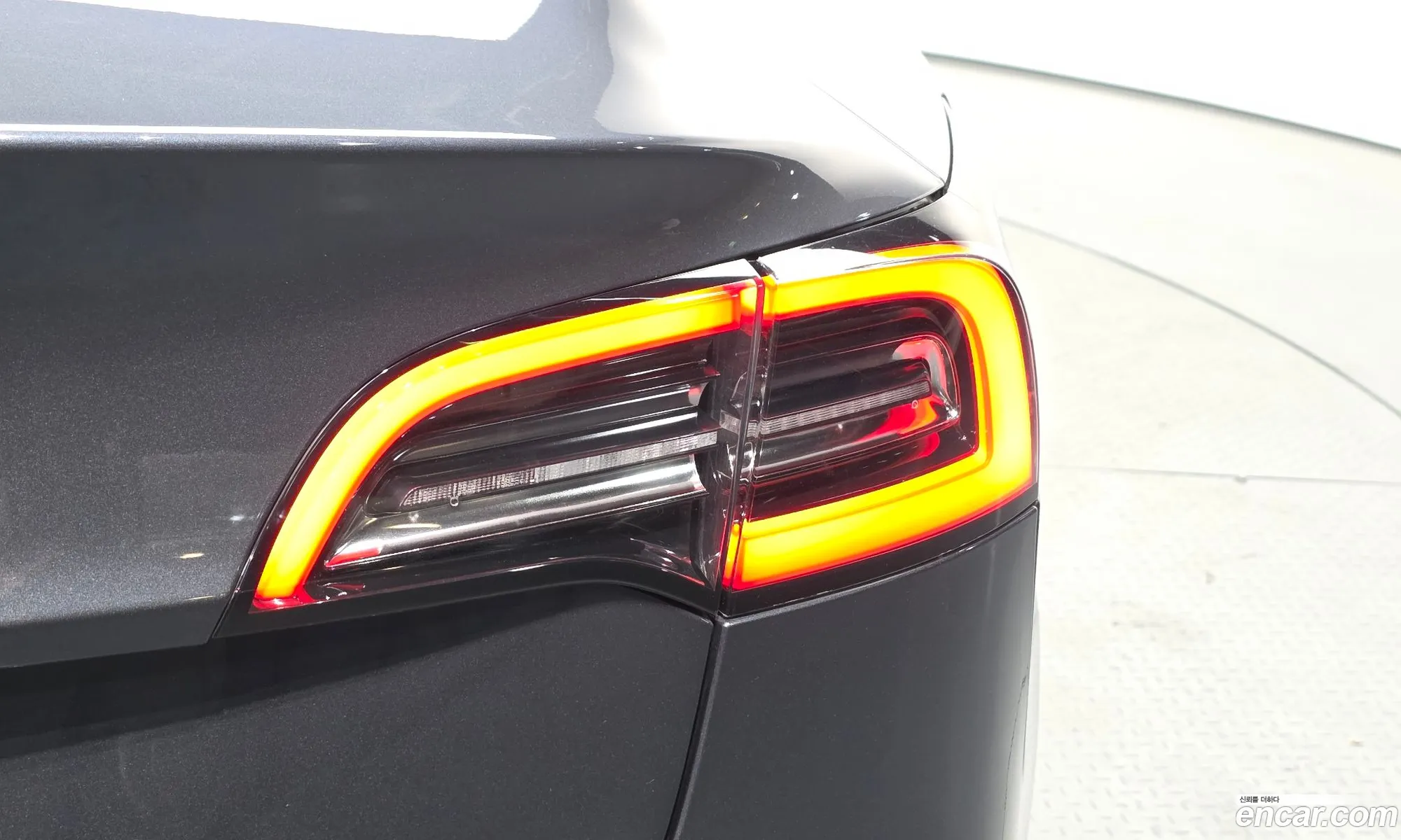 Tesla Model 3 2020 5YJ3E1EB9LF691839 — 30