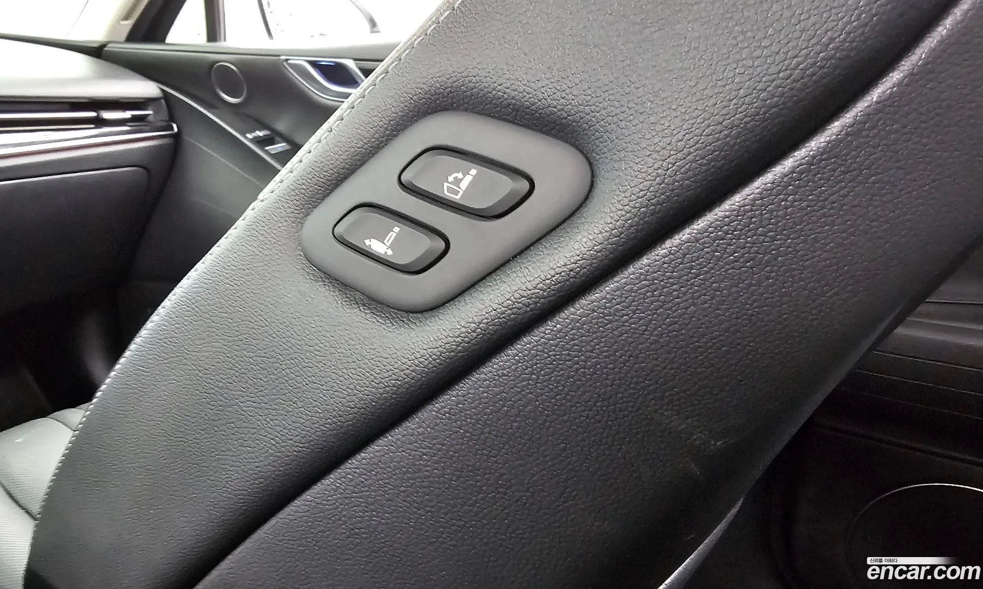 Genesis G80 2023 — 28