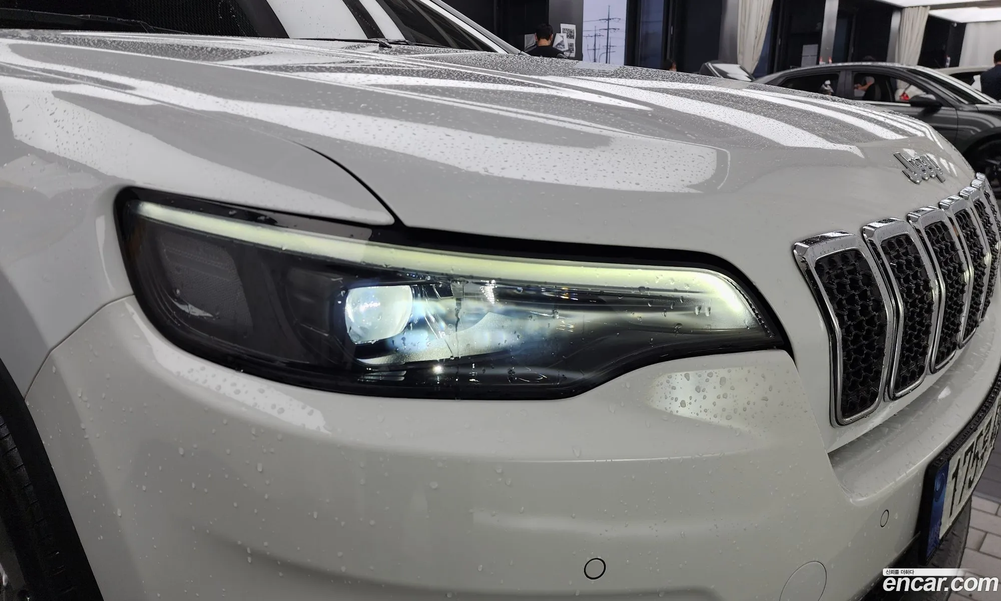 Jeep Cherokee 2022 — 23
