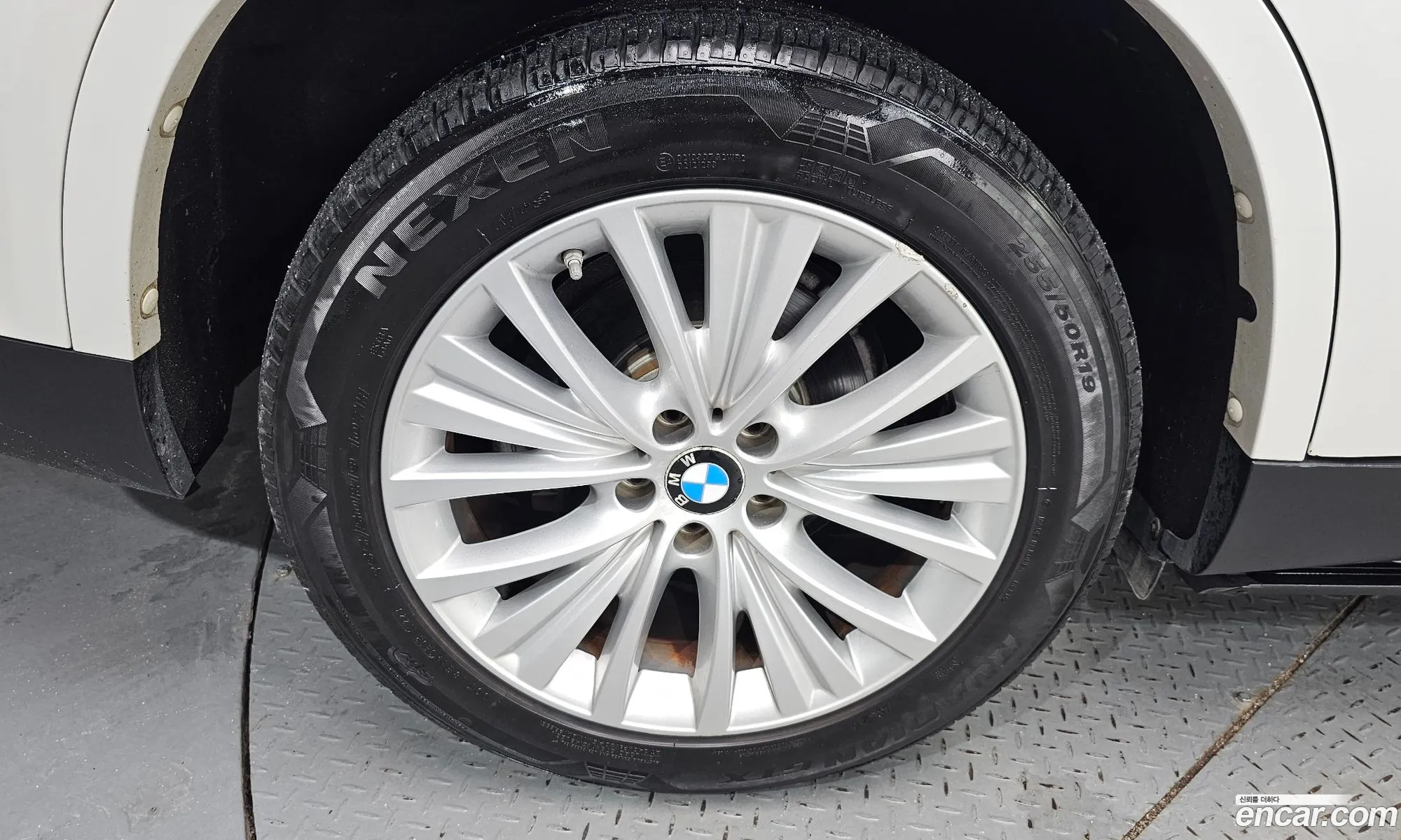 BMW X5 2017 WBAKS410XH0R94836 — 12