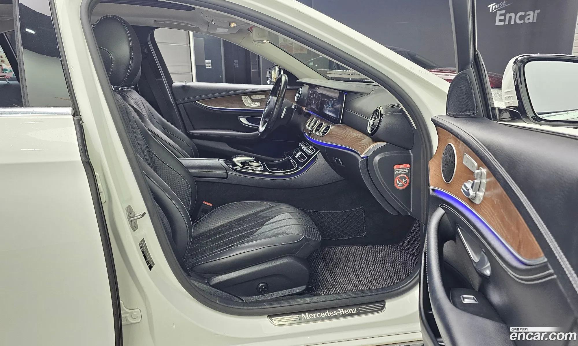 Mercedes-Benz E-Class W213 2017 — 4
