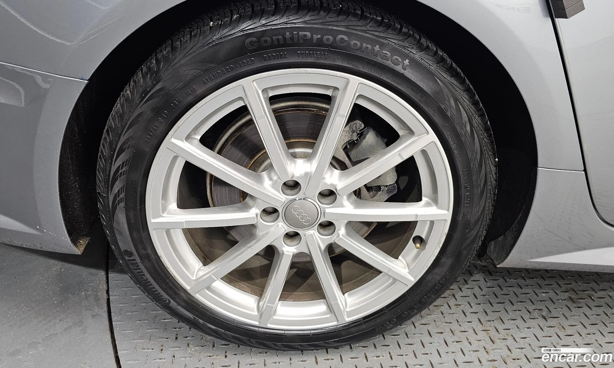 Audi A6 2015 WAUZZZ4G6GN022345 — 17