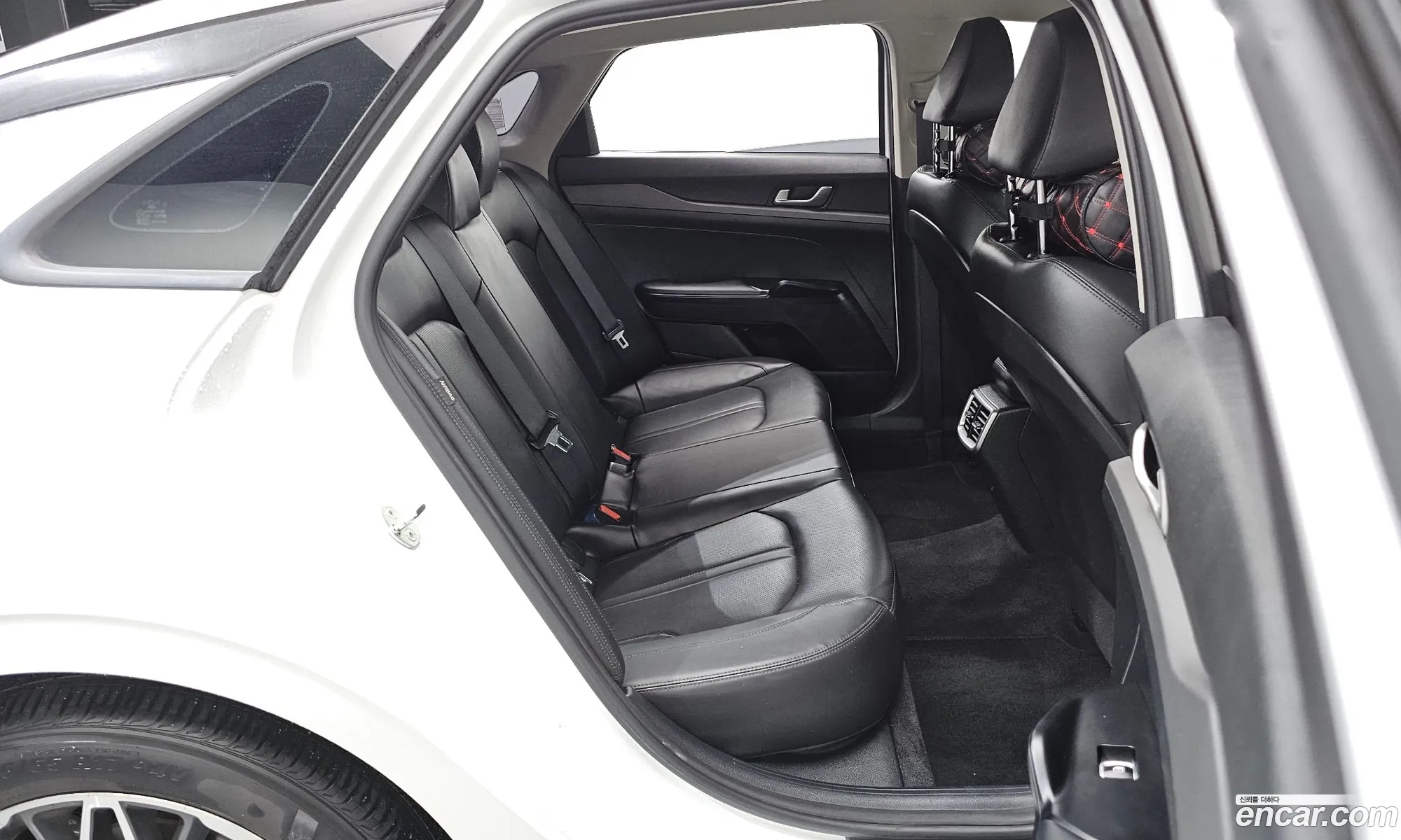 Kia K5 2023 — 23