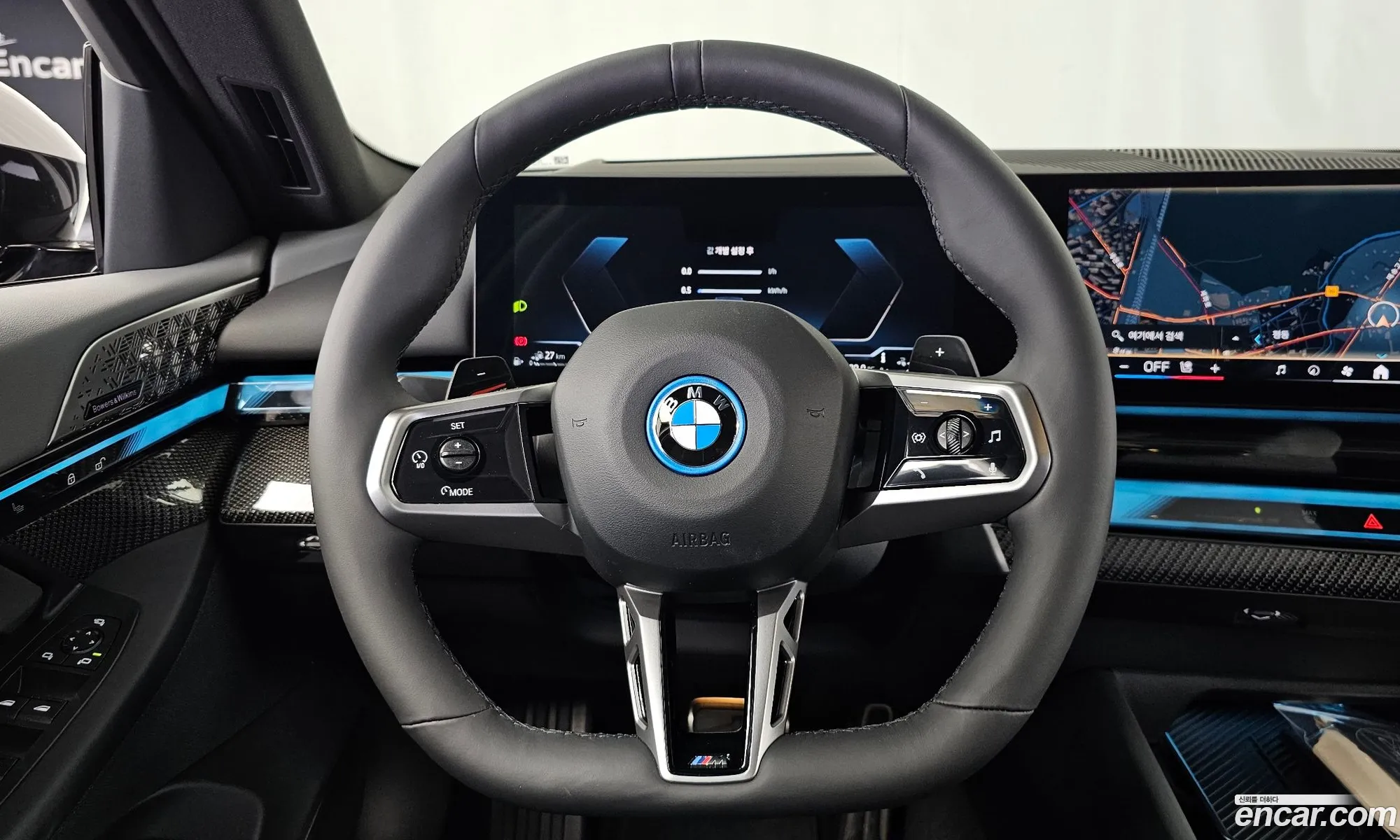 BMW 5 Series 2025 WBA81FJ0XSCT64605 — 34