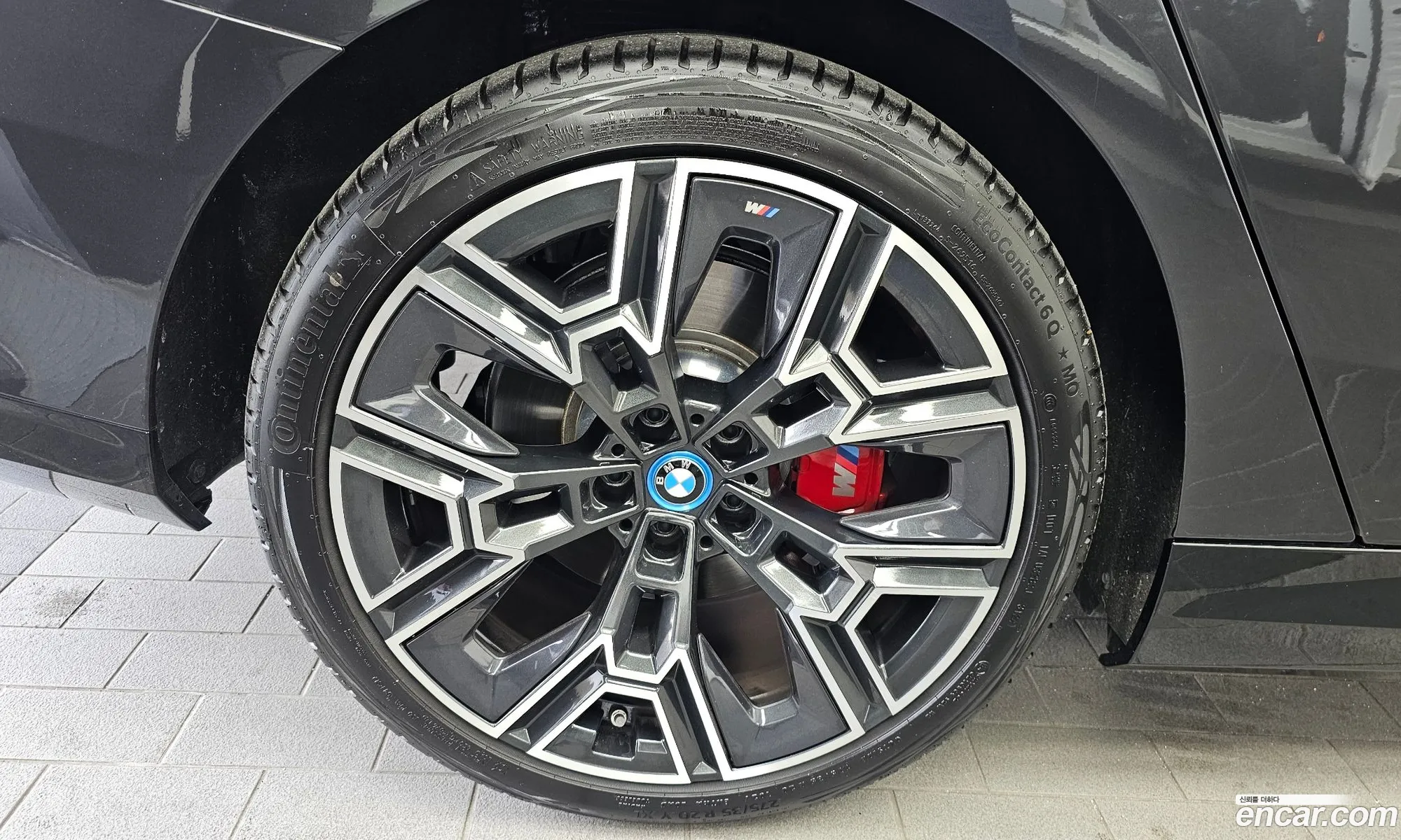 BMW 5 Series 2025 WBA81FJ0XSCT64605 — 19