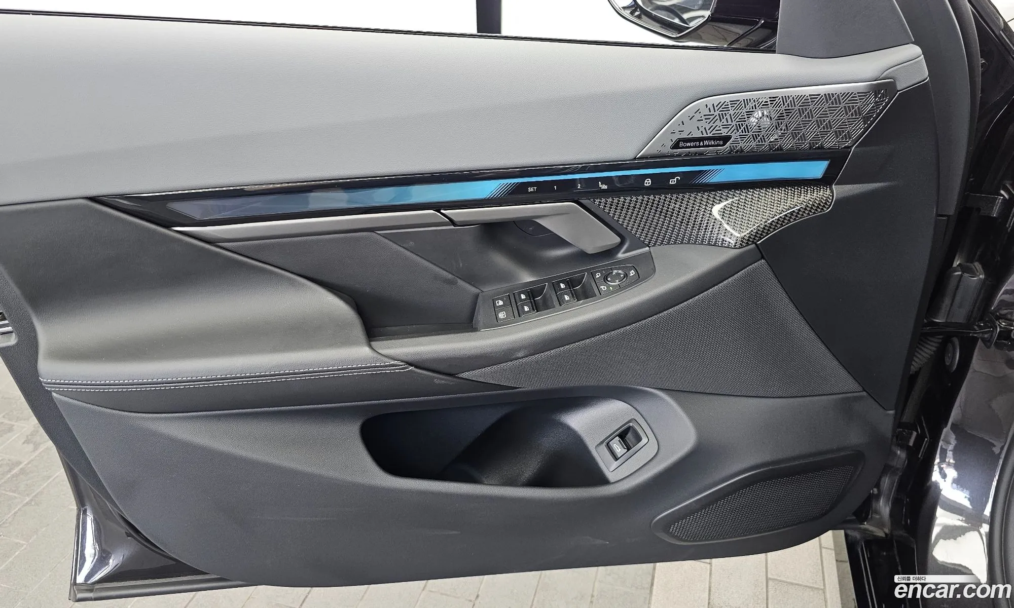 BMW 5 Series 2025 WBA81FJ0XSCT64605 — 11