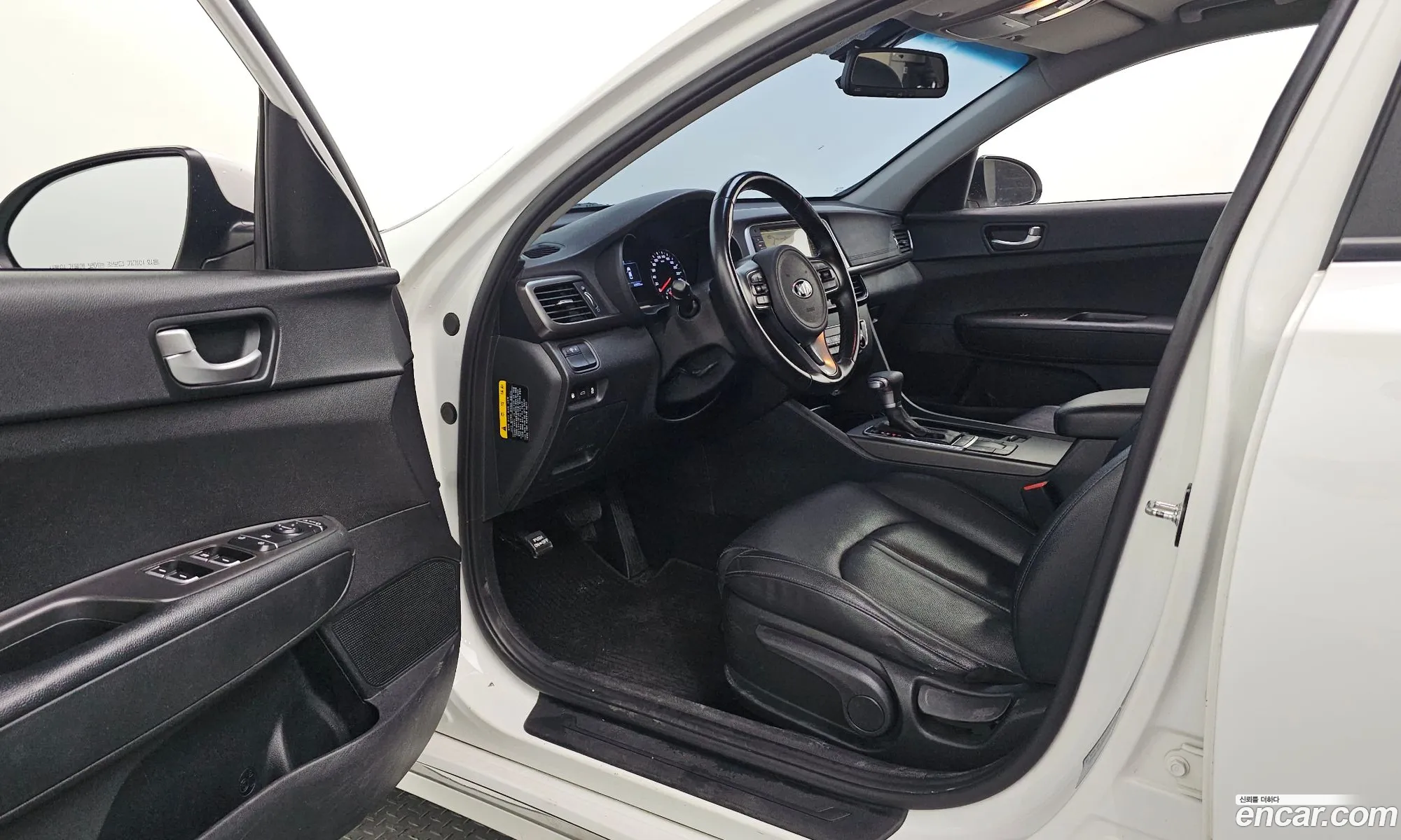 Kia K5 2018 — 30