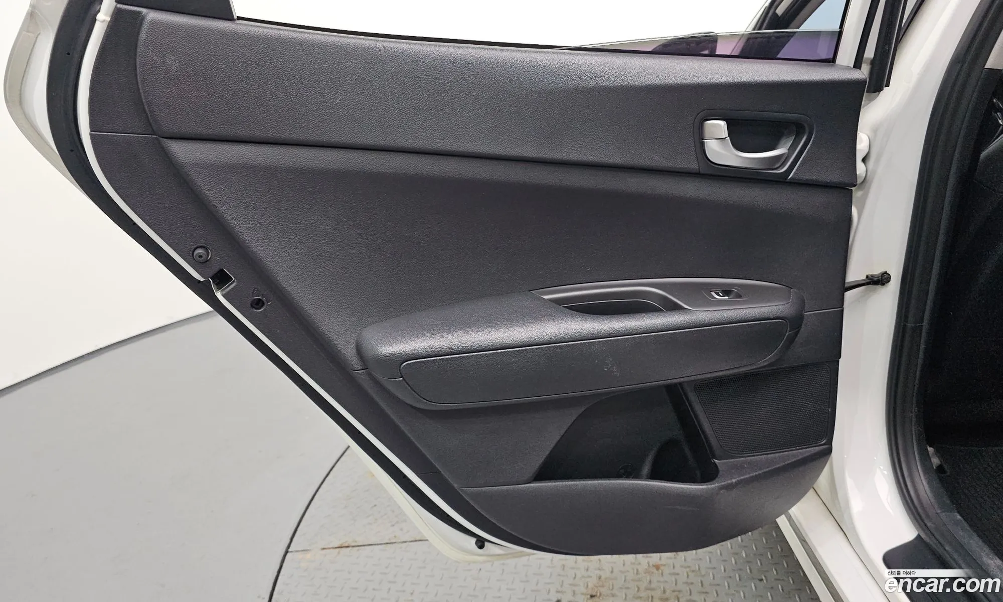 Kia K5 2018 — 26