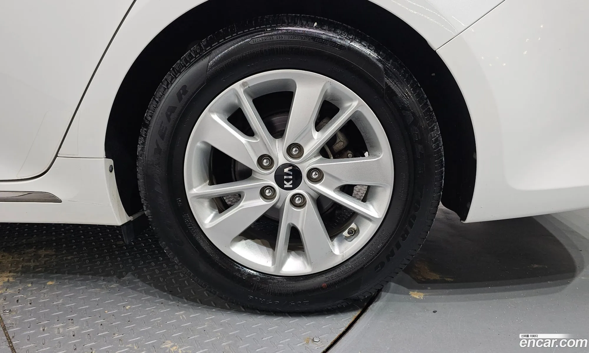 Kia K5 2018 — 3