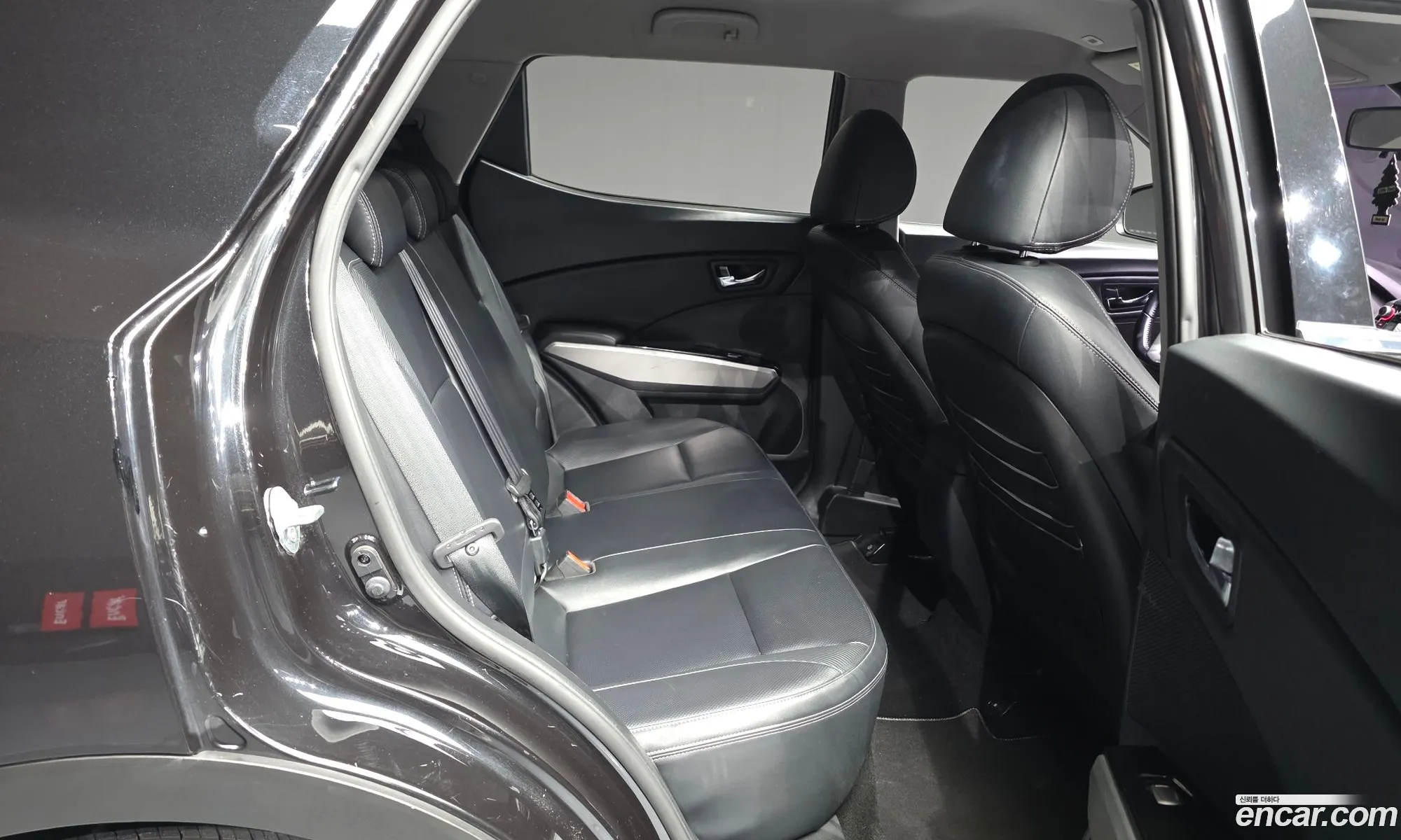 KG Mobility (SsangYong) Tivoli 2015 — 3