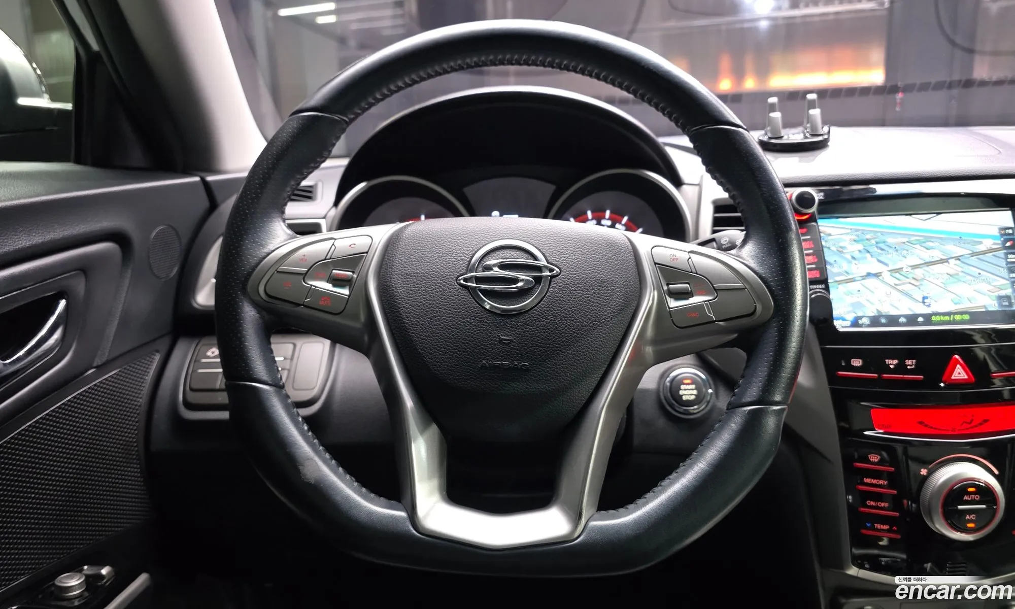 KG Mobility (SsangYong) Tivoli 2015 — 5