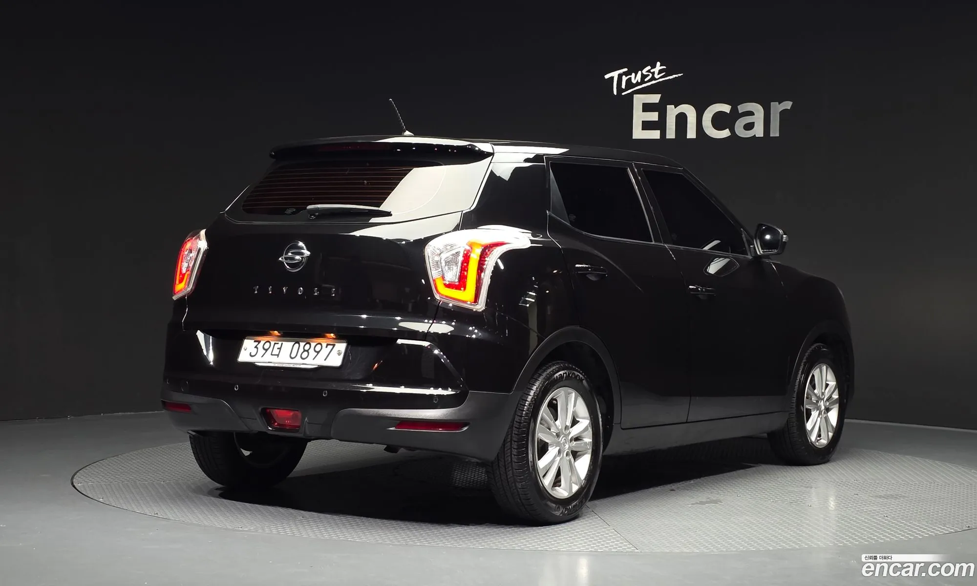 KG Mobility (SsangYong) Tivoli 2015 — 11
