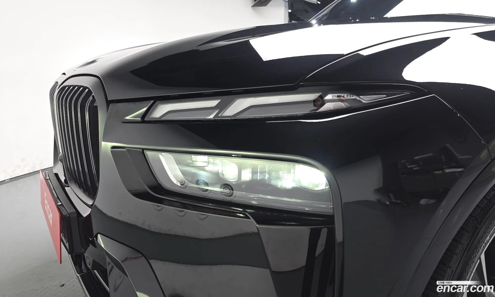 BMW X7 2023 — 32