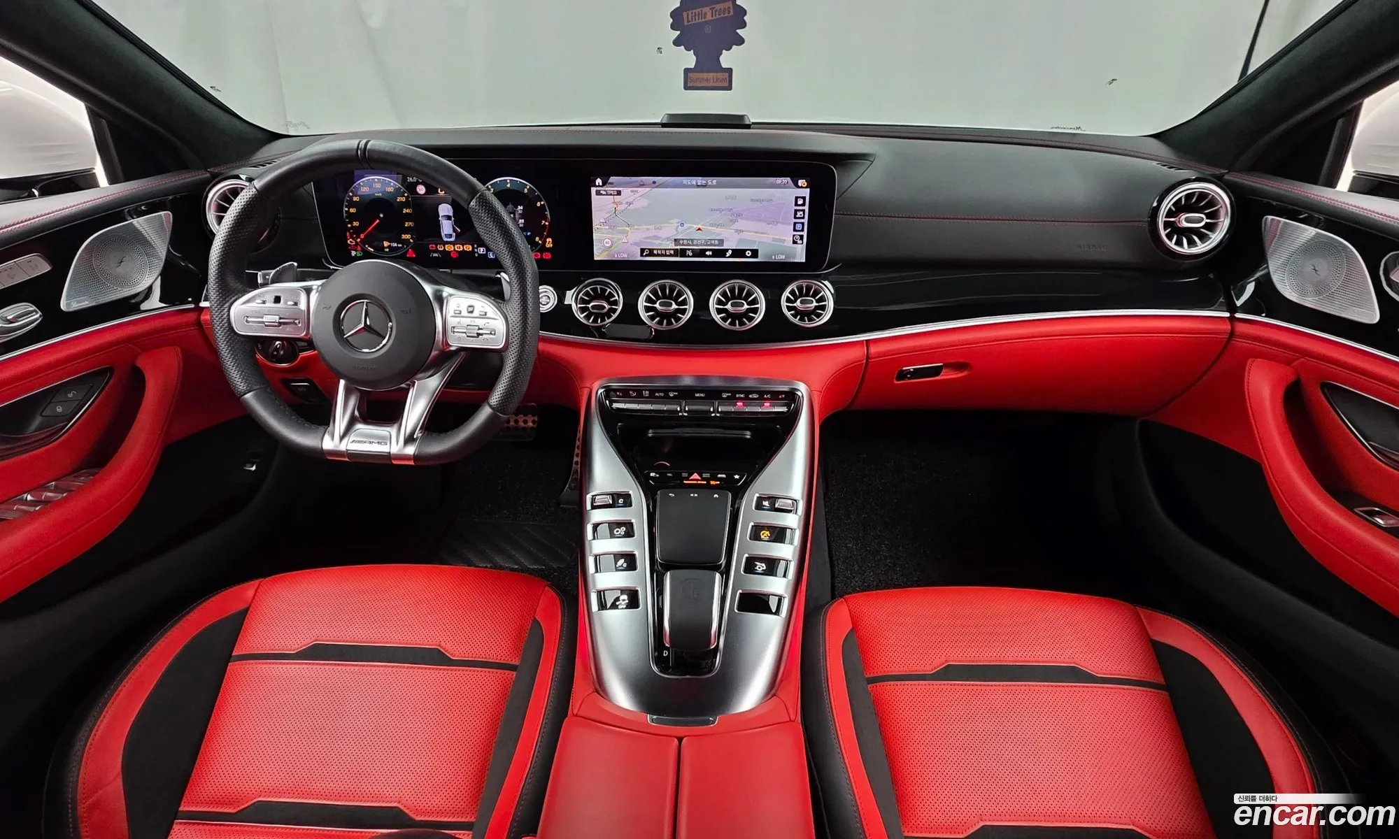 Mercedes-Benz AMG GT 2021 — 19