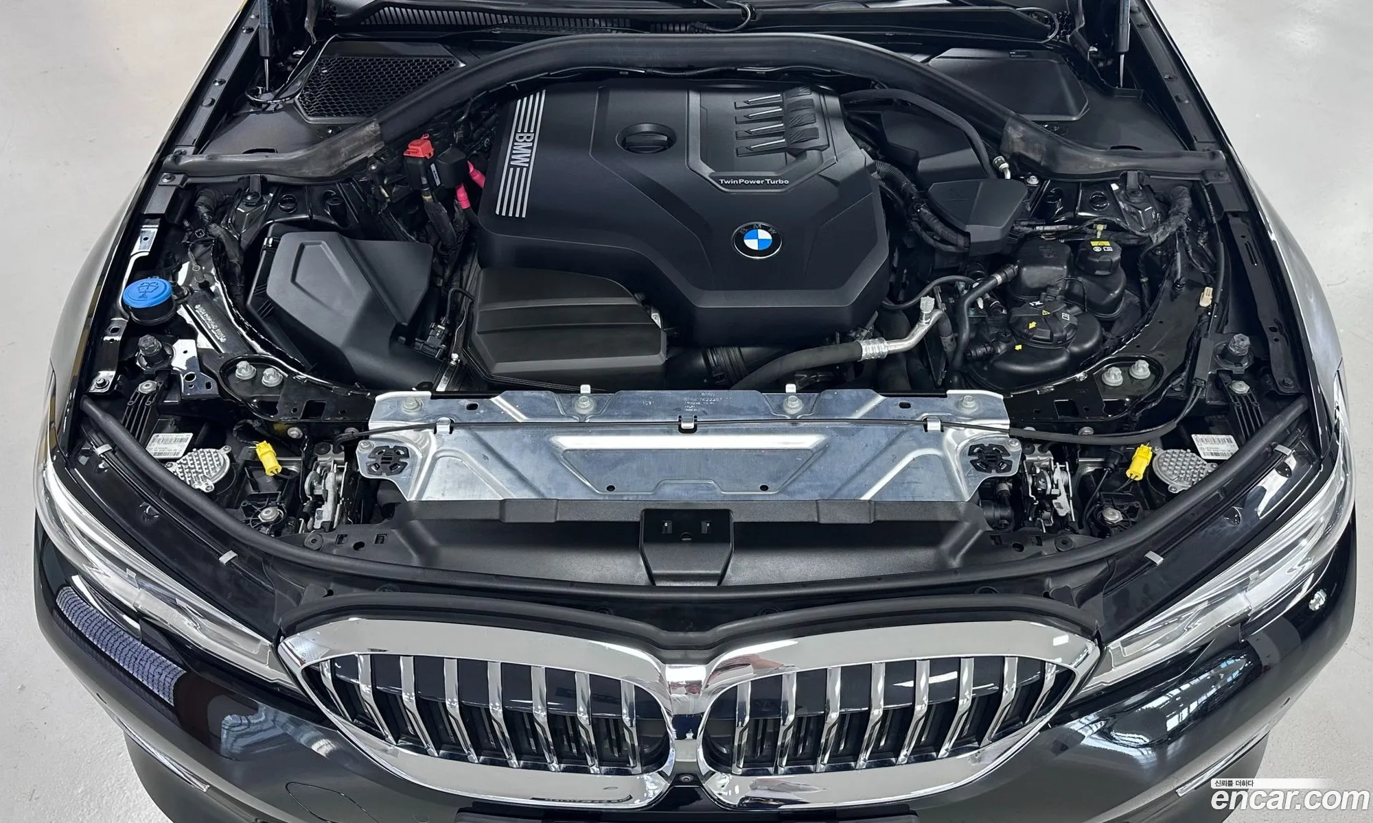 BMW 3 Series 2021 — 12