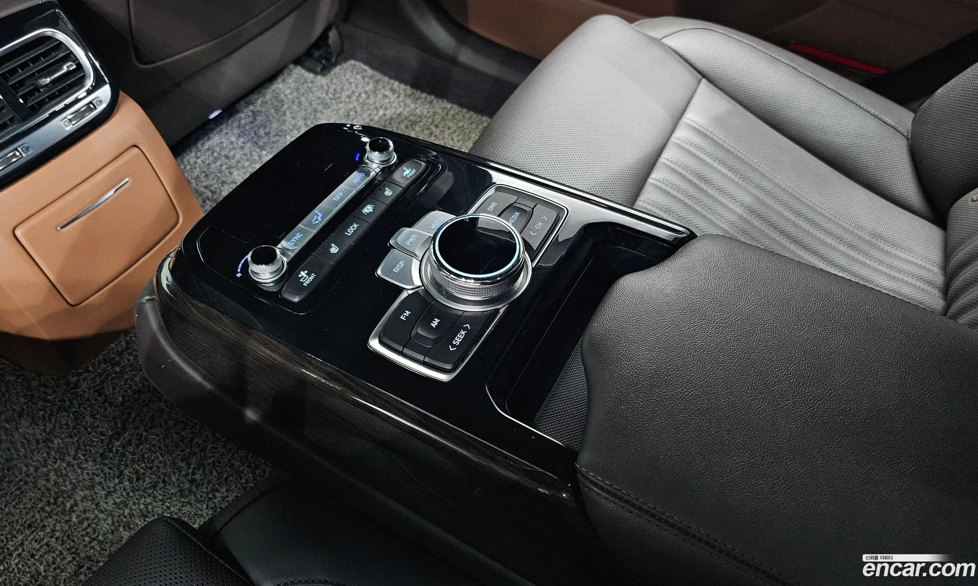 Genesis G90 2020 — 14