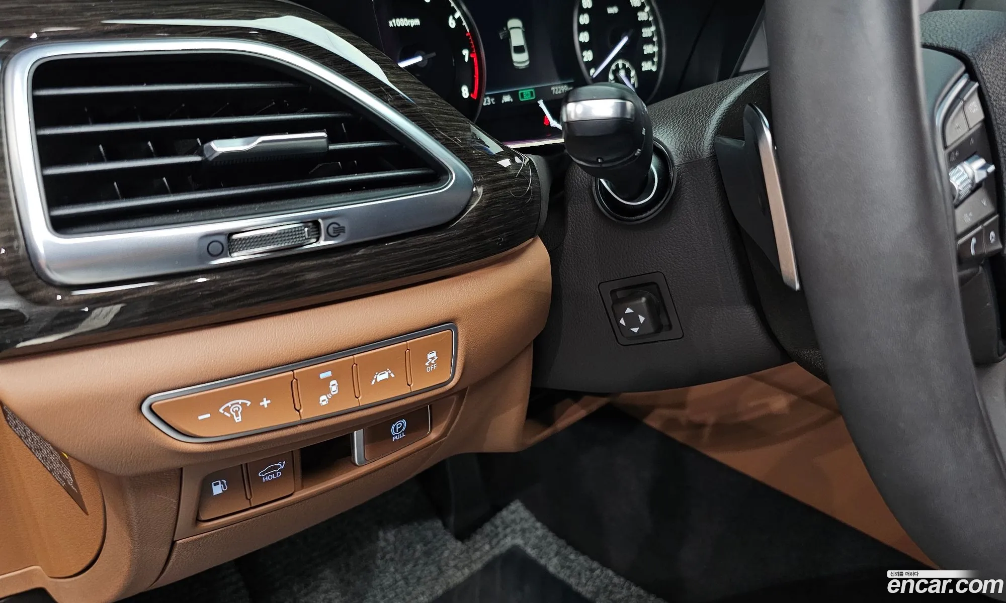 Genesis G90 2020 — 2