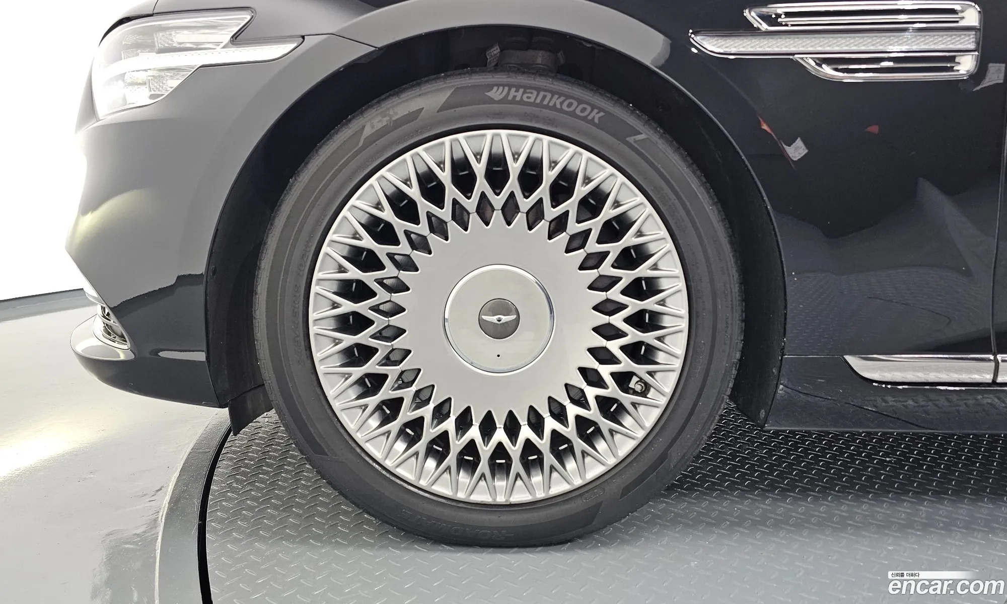 Genesis G90 2020 — 15