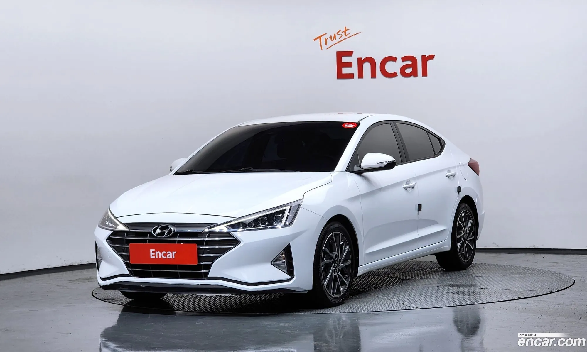 Hyundai Elantra AD 2020 — 9