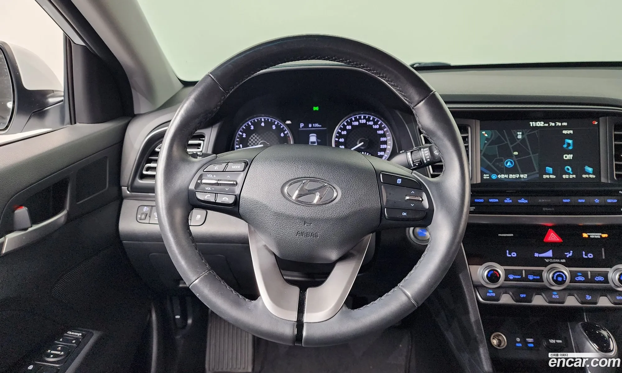 Hyundai Elantra AD 2020 — 18