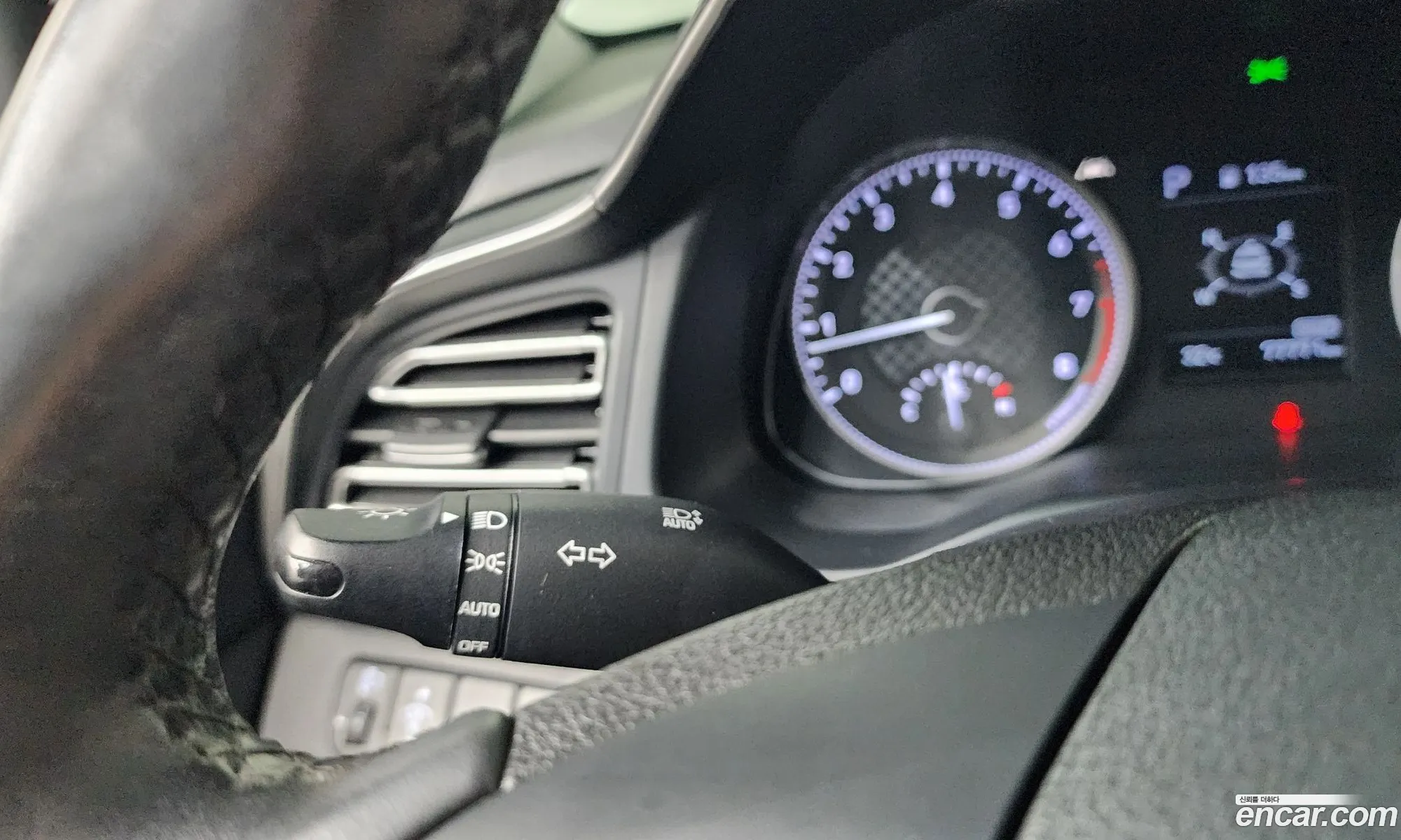 Hyundai Elantra AD 2020 — 17