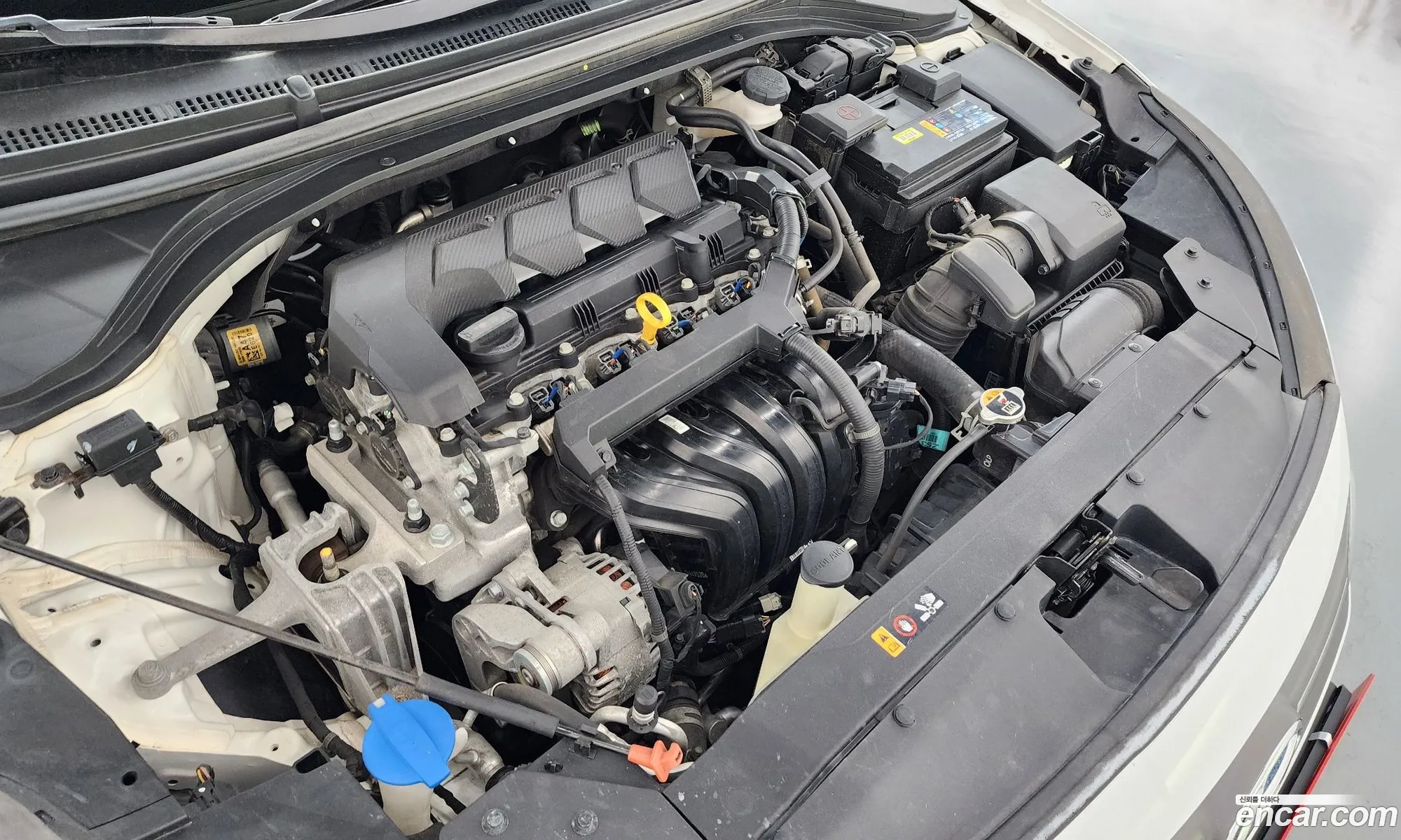 Hyundai Elantra AD 2020 — 26