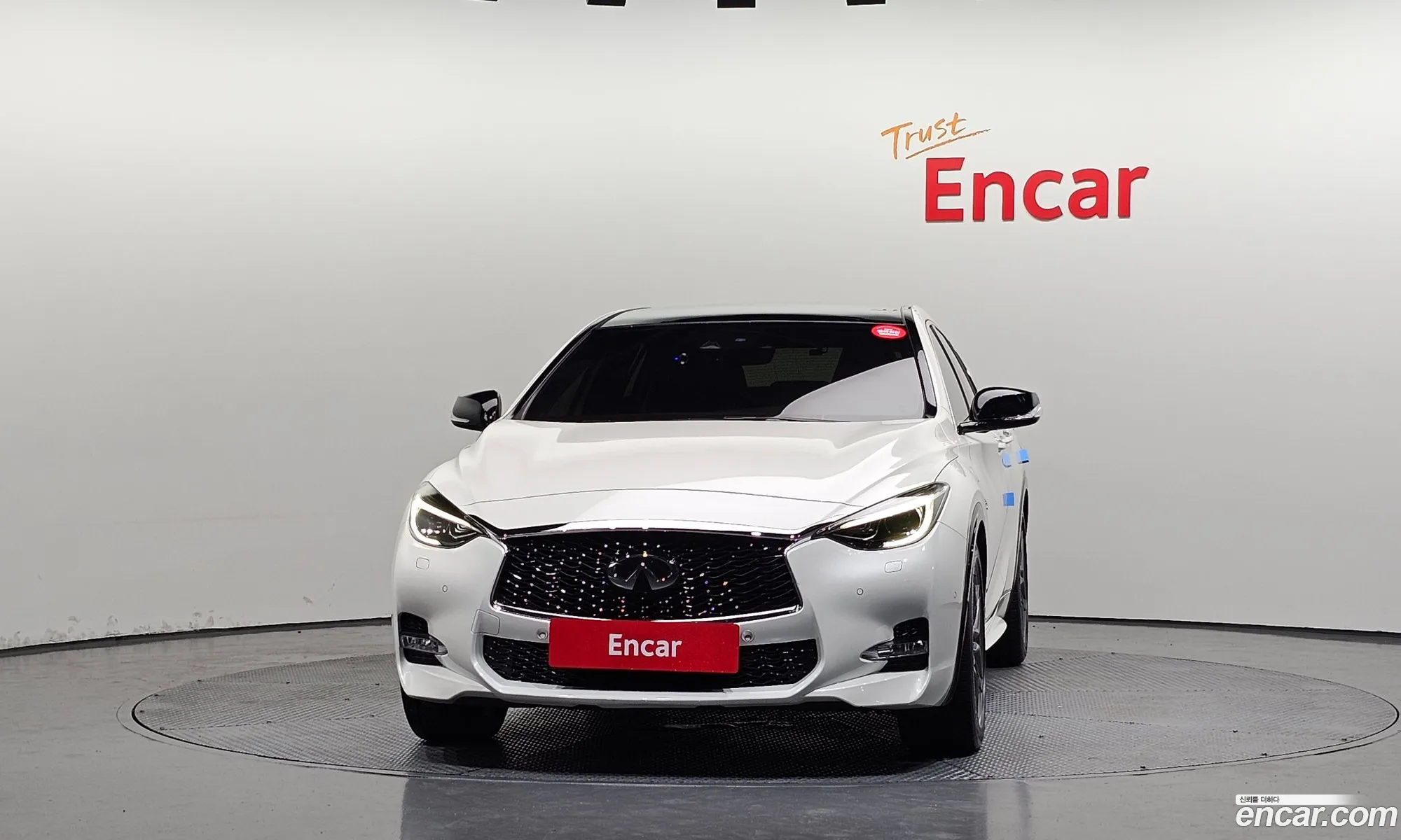 Infiniti Q30 2017 SJKCH53E6HA043867 — 29