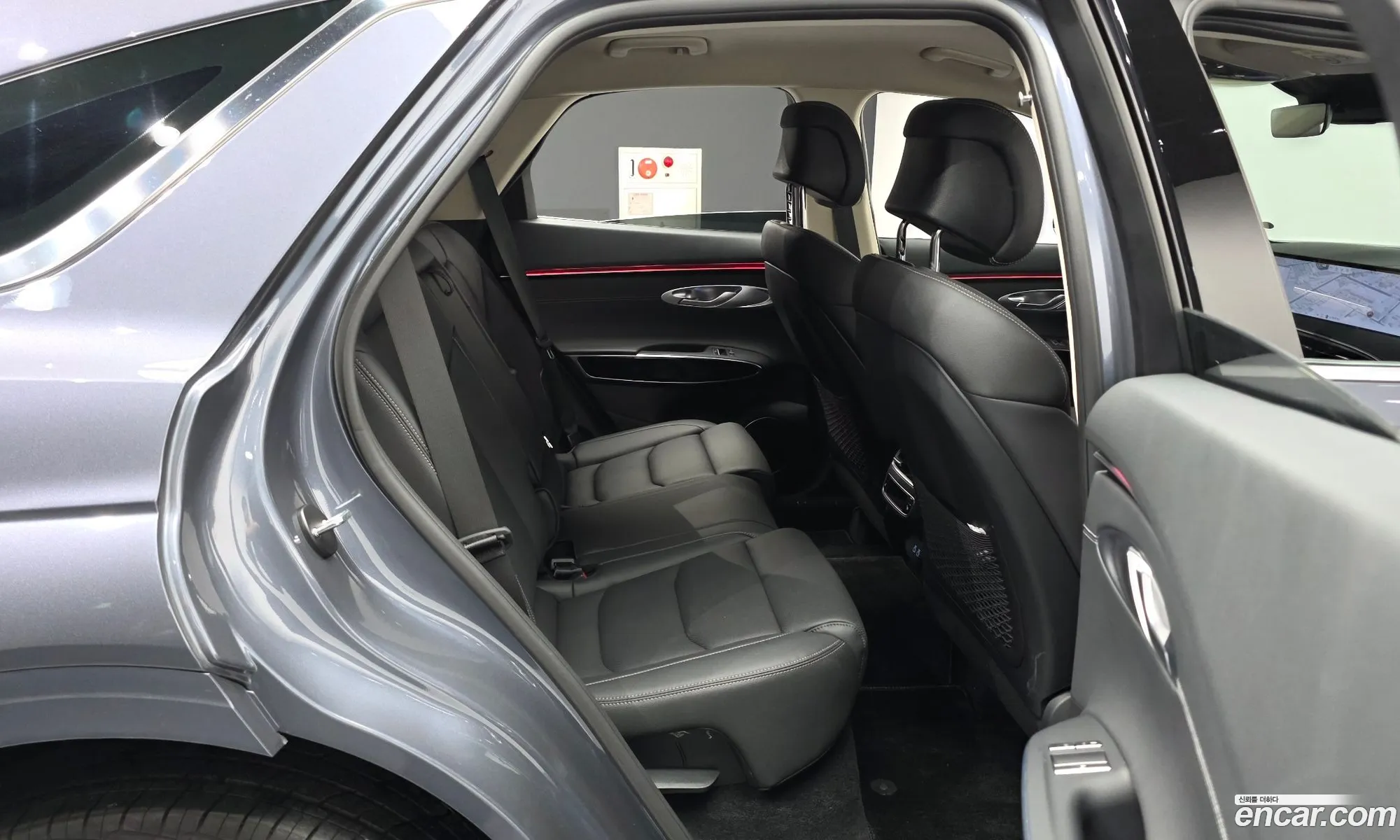 Genesis GV70 2025 — 5