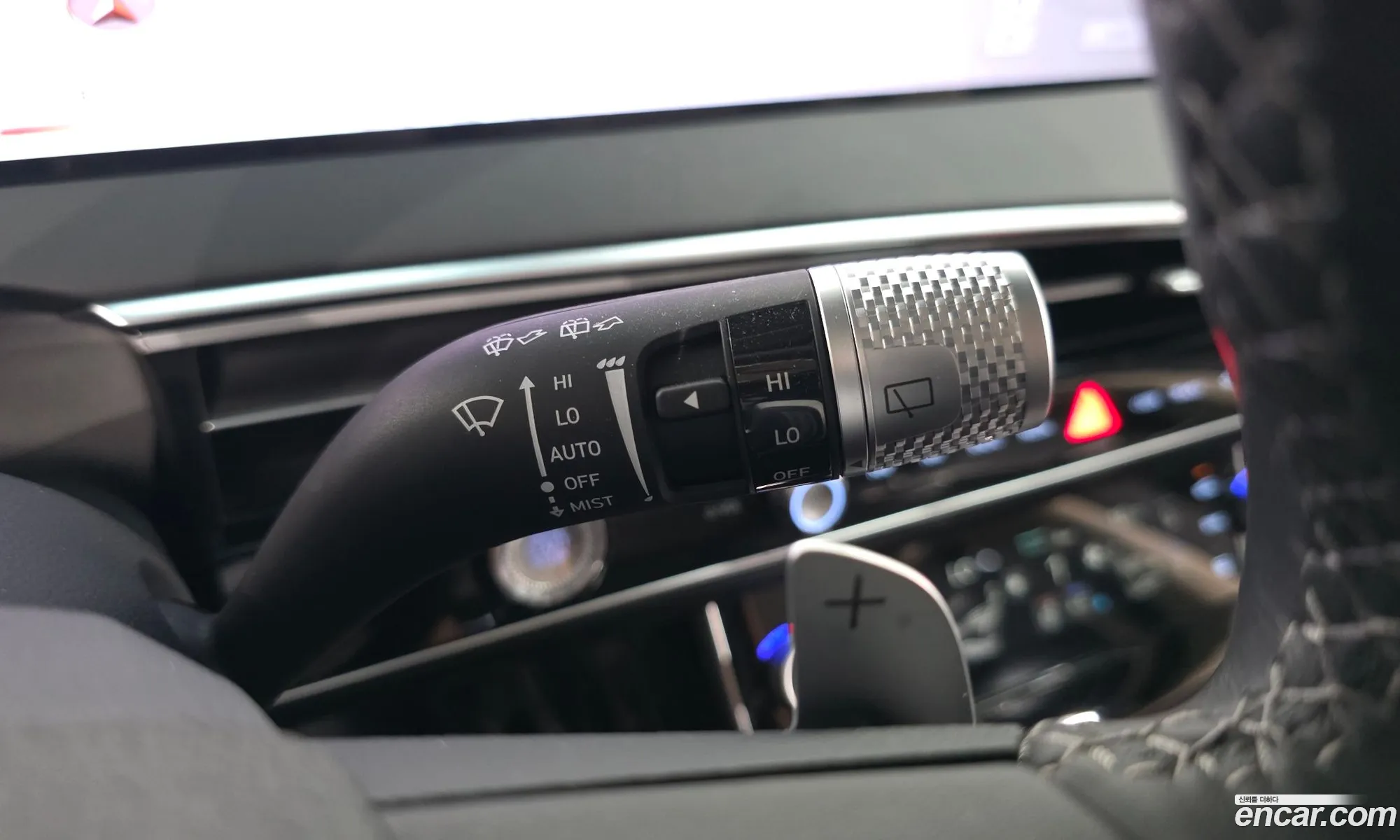 Genesis GV70 2025 — 3