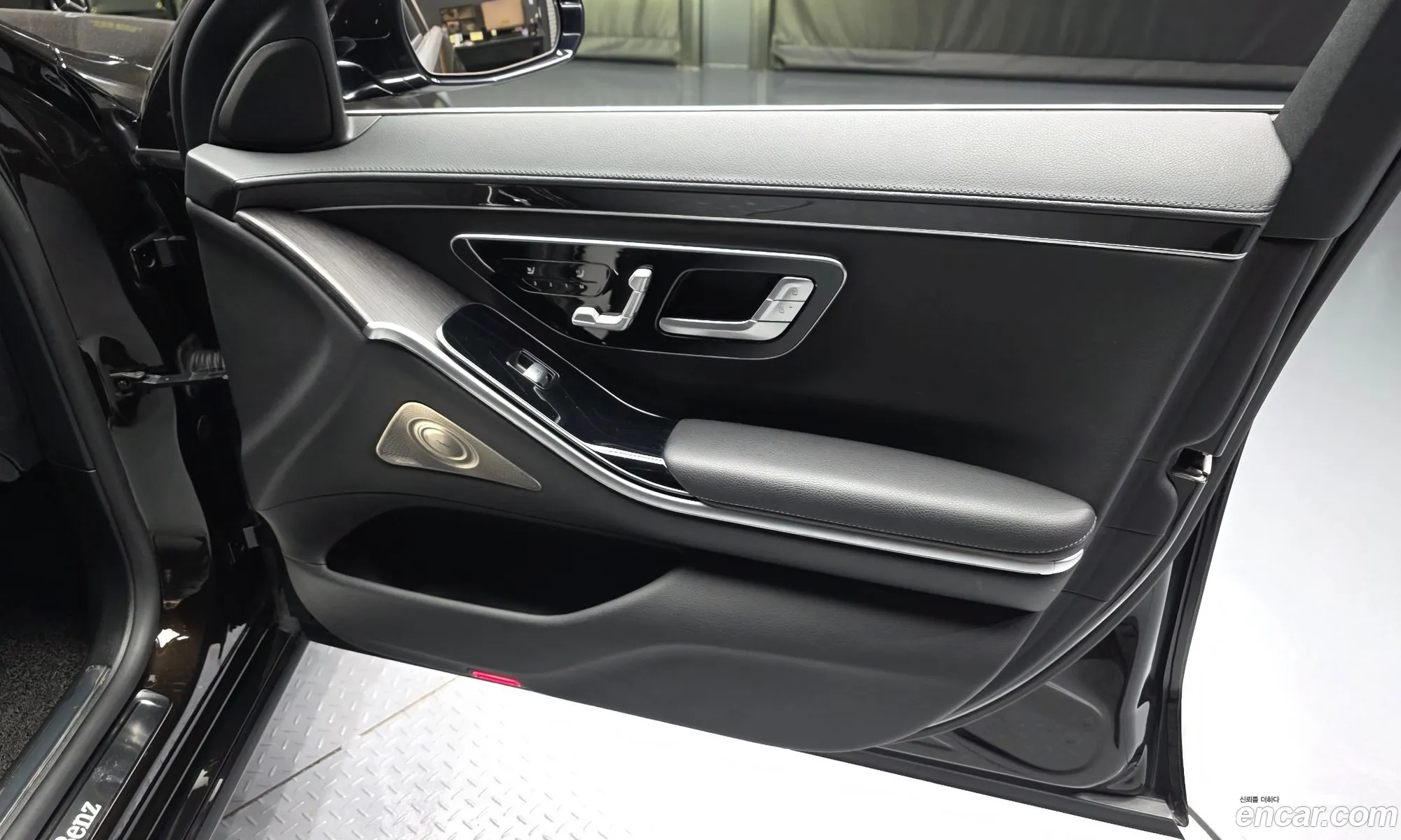 Mercedes-Benz S-Class W223 2021 — 10